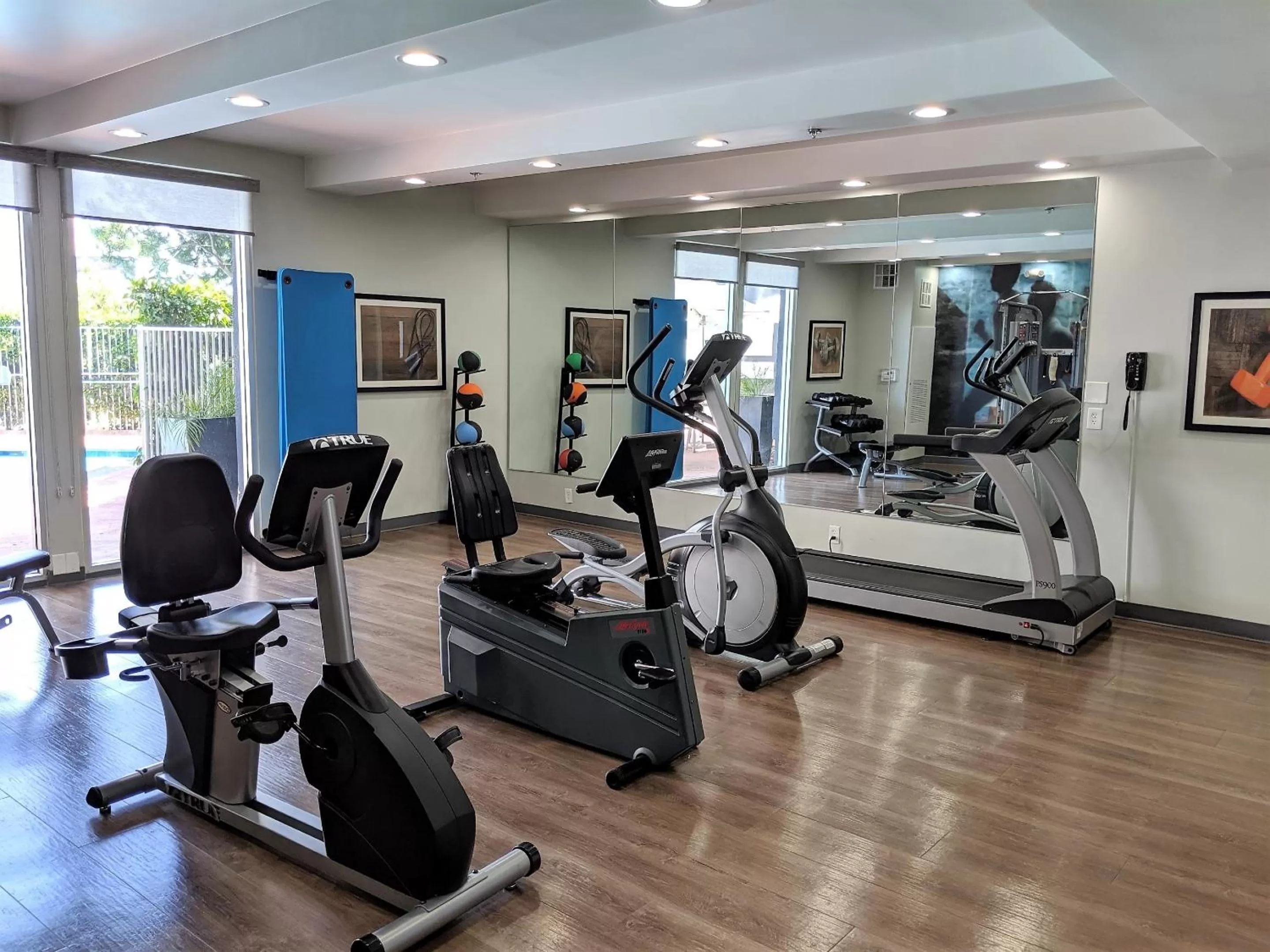 Fitness centre/facilities in Best Western Plus Commerce Hotel