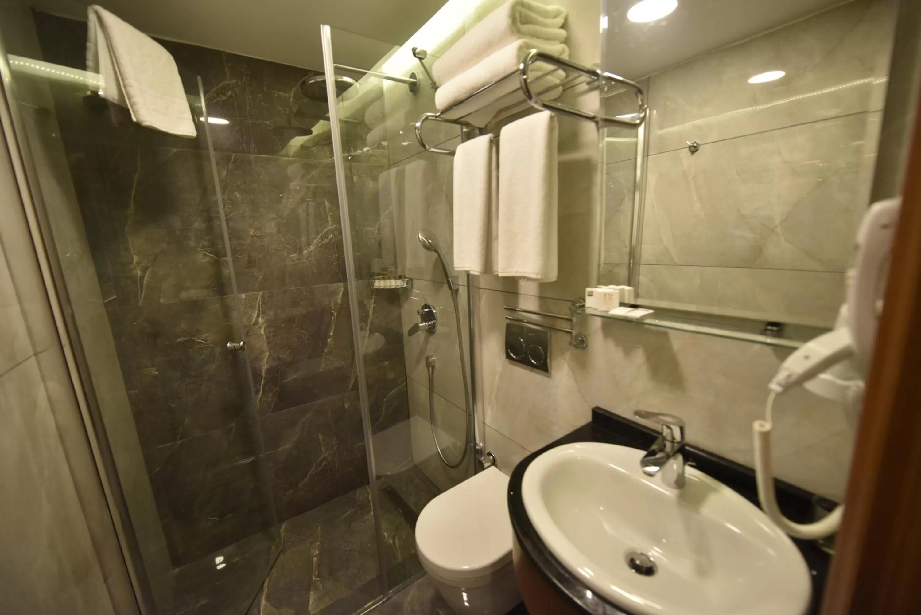 Bathroom in FOUR SEVEN HOTEL