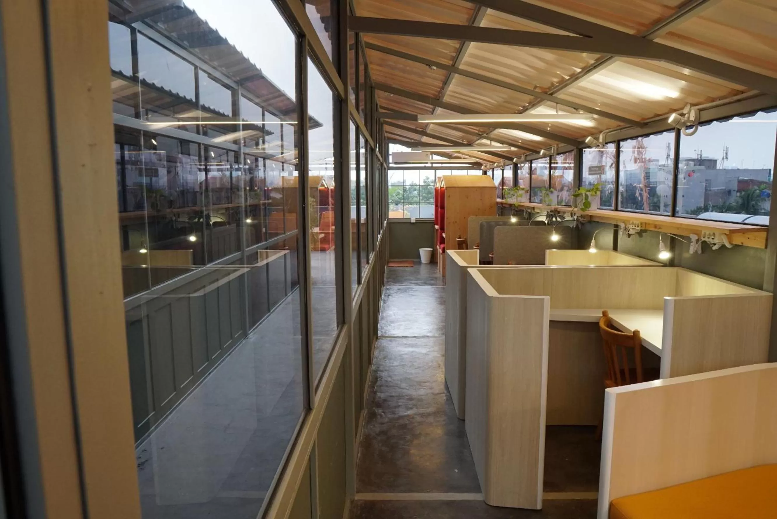 Restaurant/places to eat in Tuju Abuserin Syariah