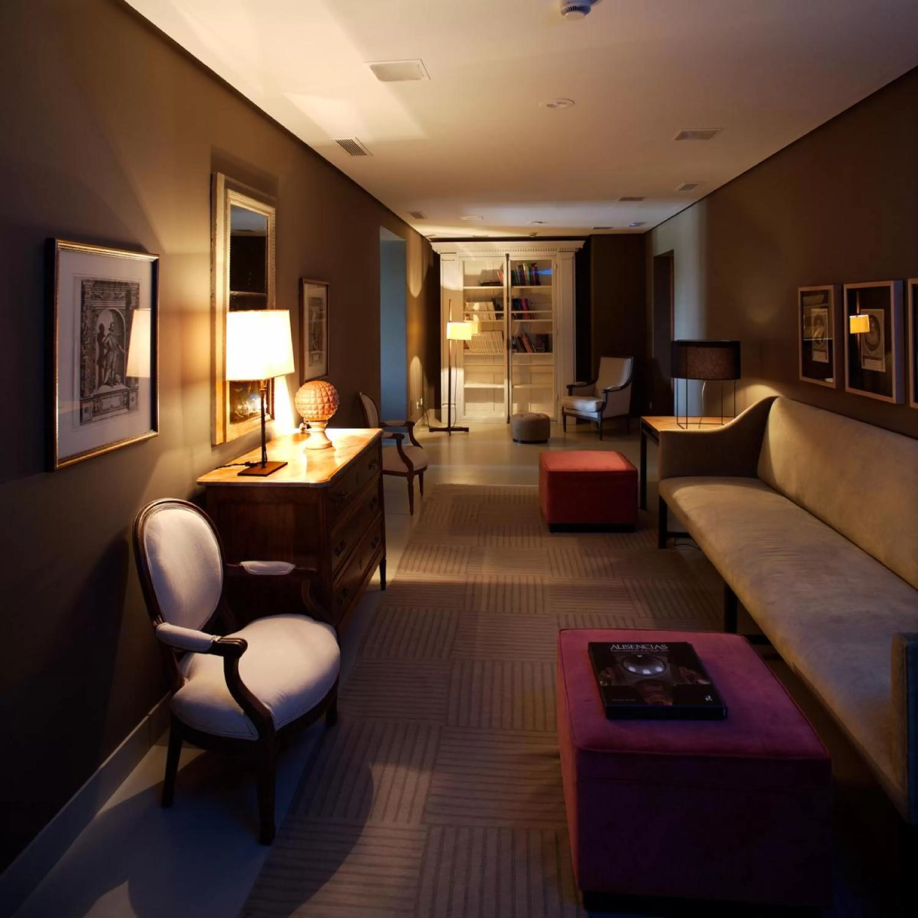 Photo of the whole room in Parador de La Granja