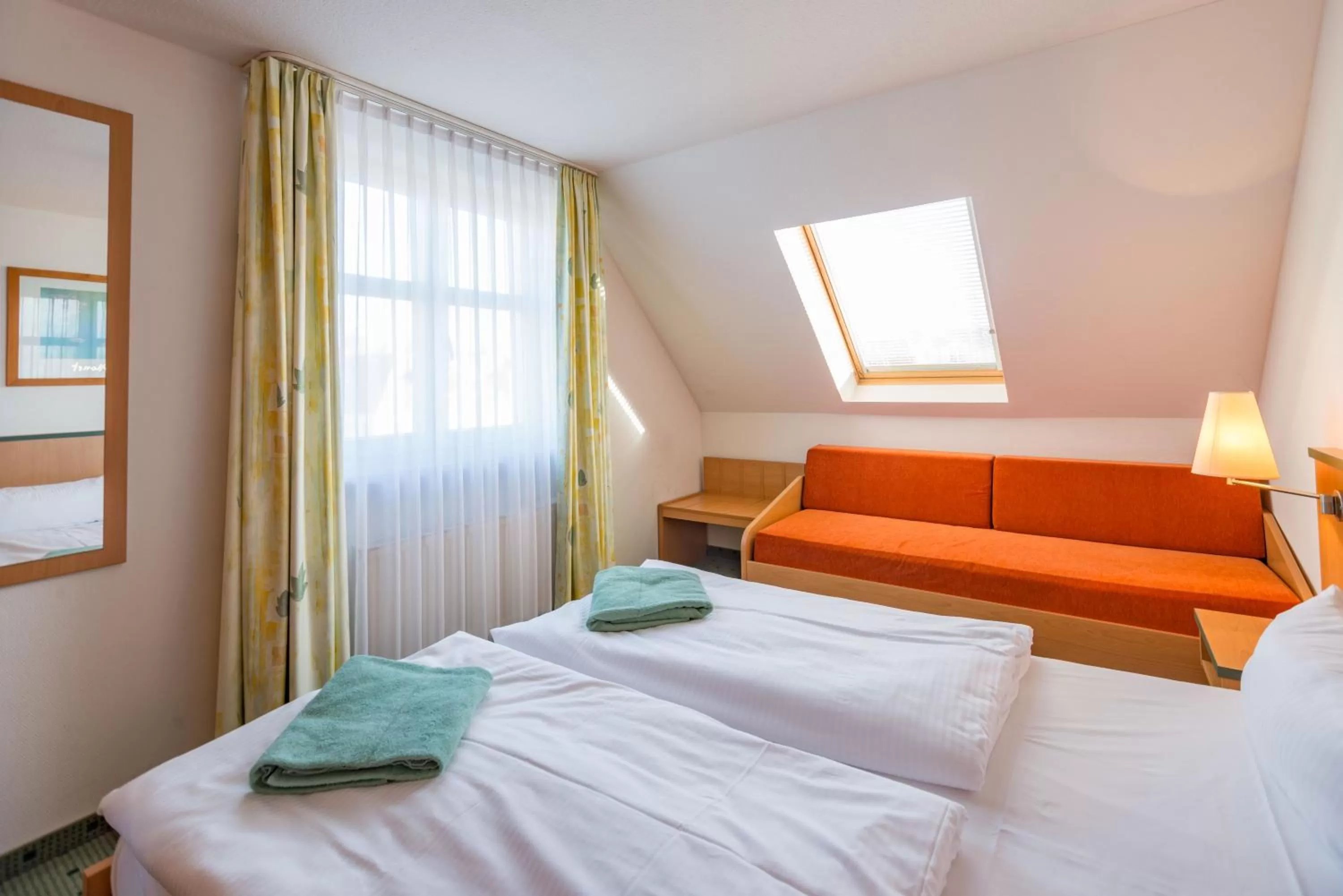 Photo of the whole room, Bed in Am Weststrand Apartmenthaus Waldeck