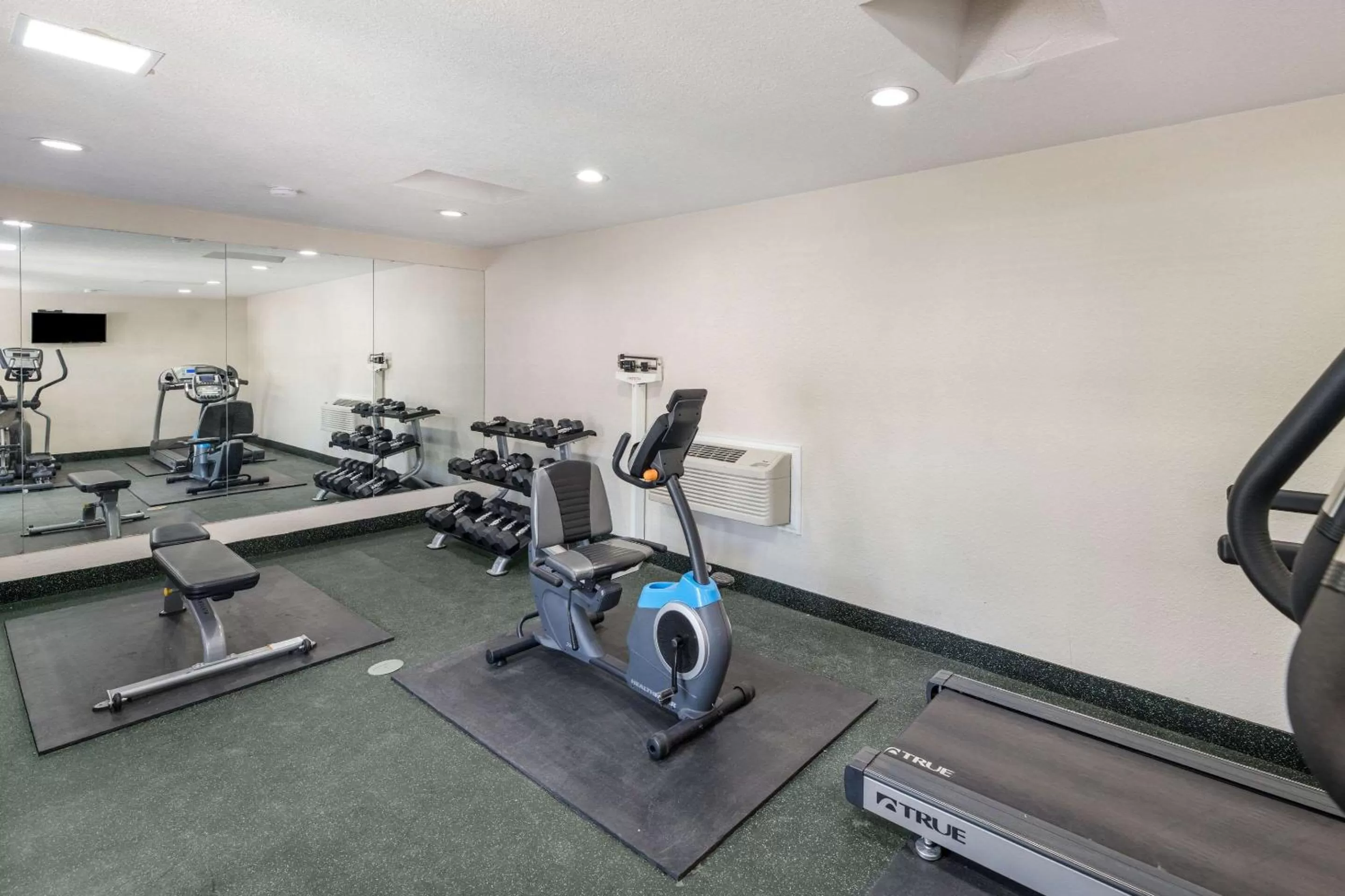 Fitness centre/facilities in Quality Inn Fort Stockton
