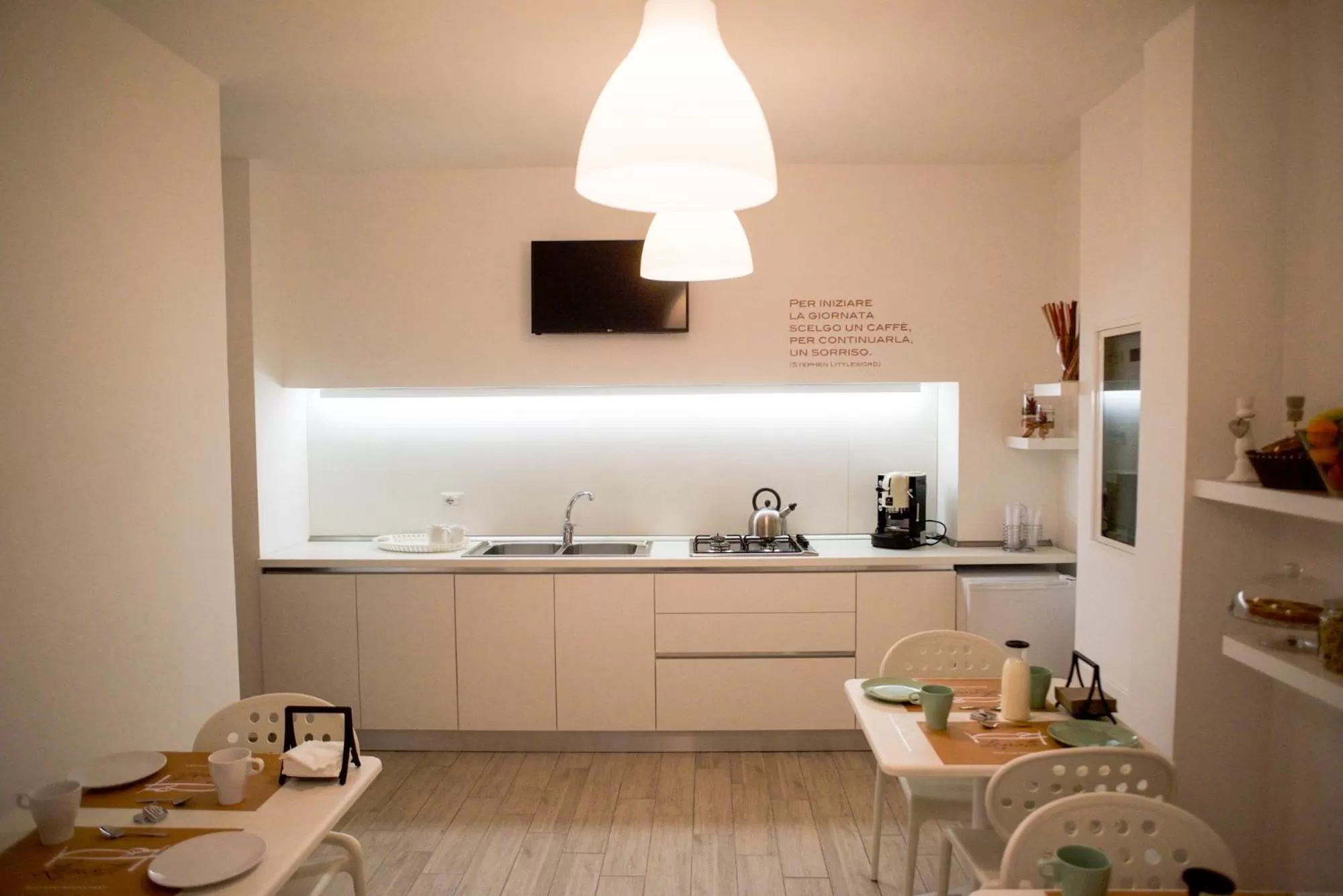 Italian breakfast in Lenotti Bed and Breakfast