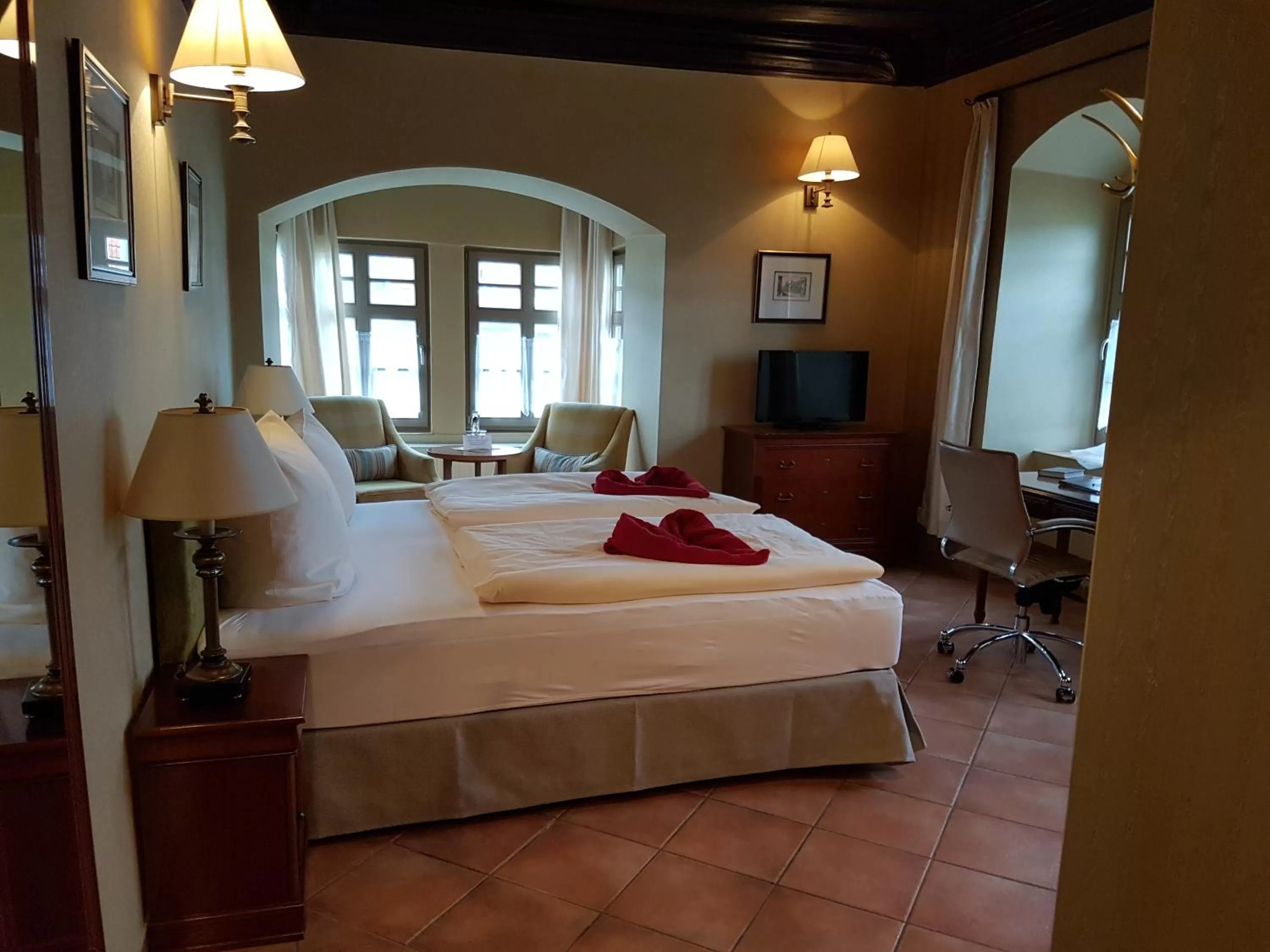 Photo of the whole room, Bed in Stadtschloß Hecklingen