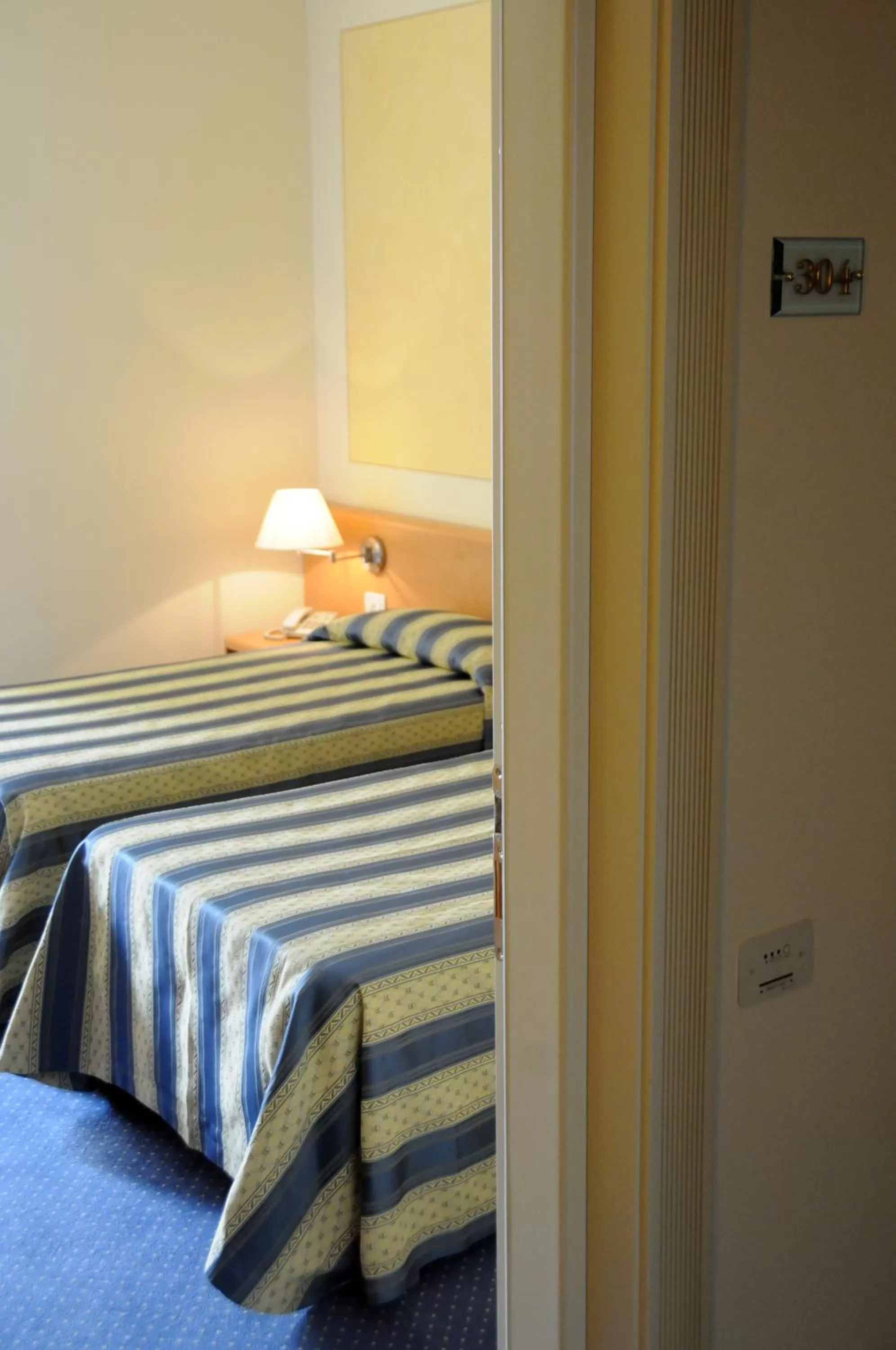 Twin Room - single occupancy in Hotel Continental Brescia