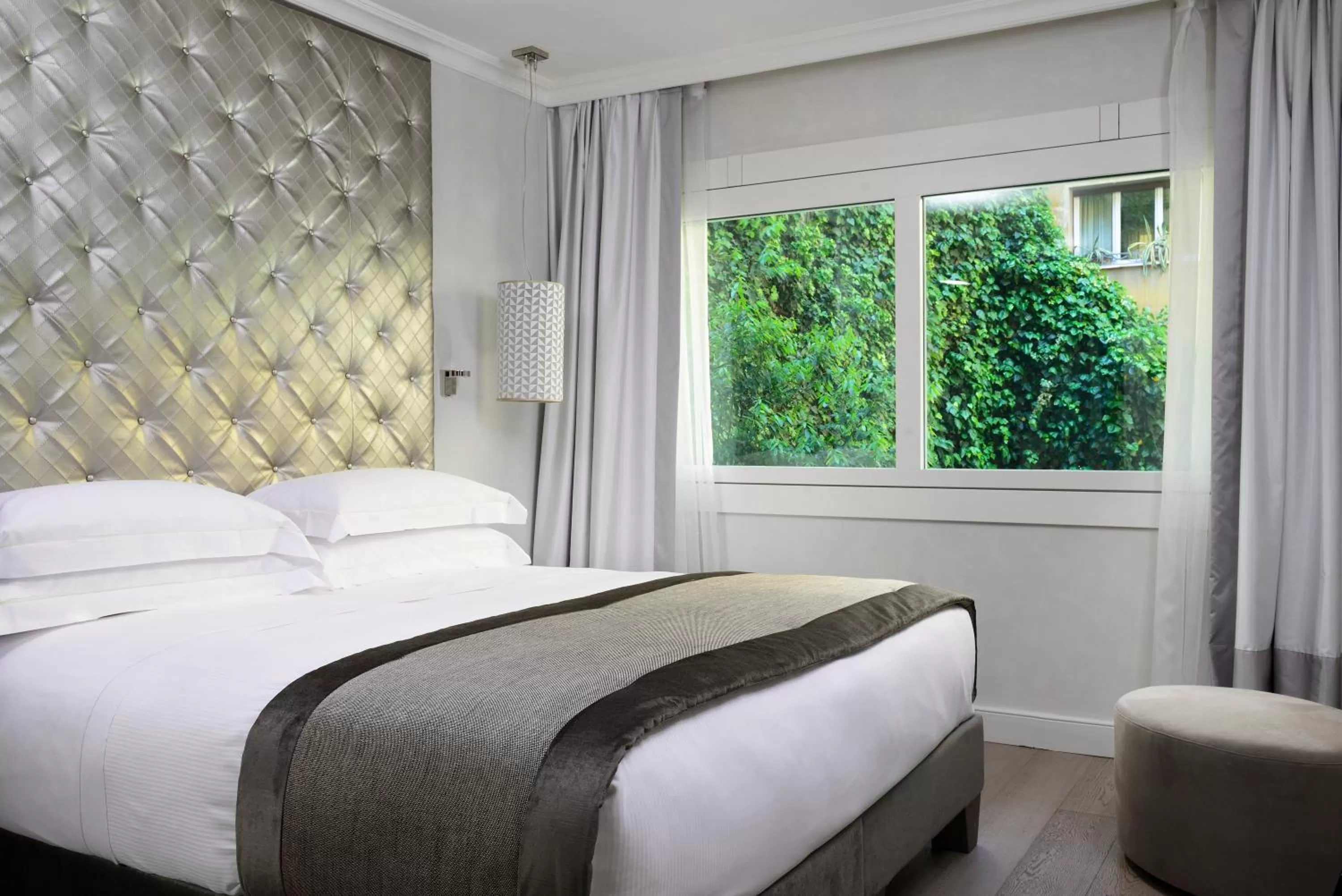 Bedroom, Bed in Ponte Vecchio Suites & Spa