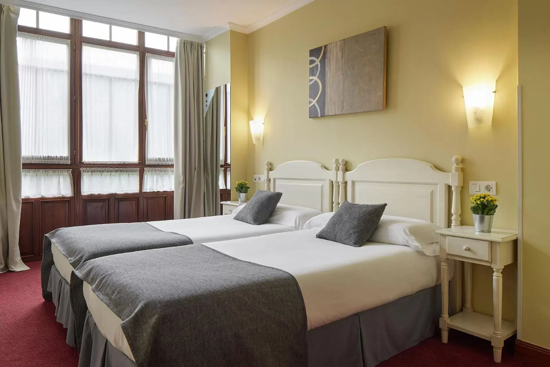 Double or Twin Room - single occupancy in IRAIPE Ongi Hotel Auto Check-in Double or Twin Room - single occupancy in IRAIPE Ongi Hotel Auto Check-in