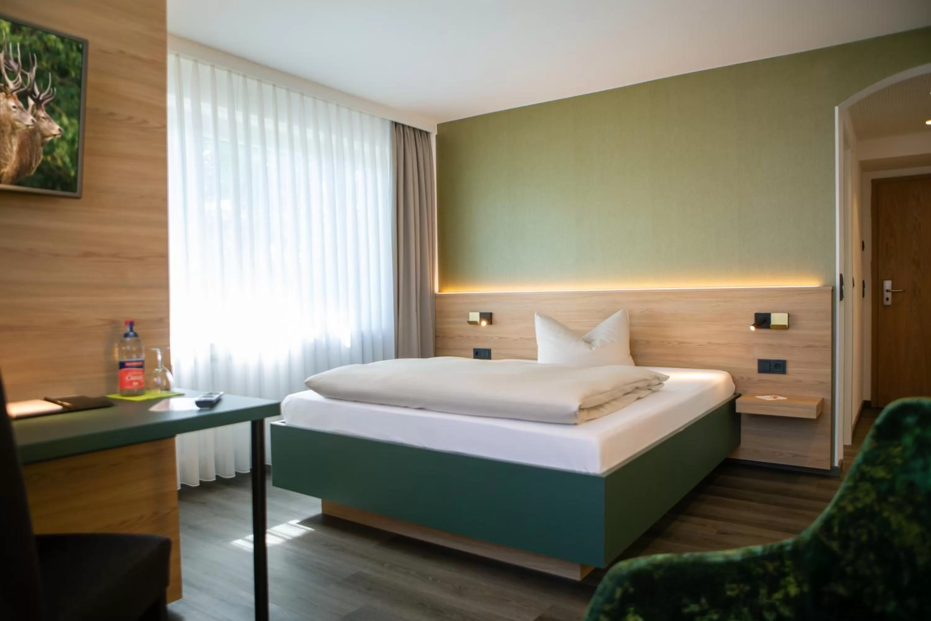 Photo of the whole room, Bed in Hotel-Restaurant Bierhäusle