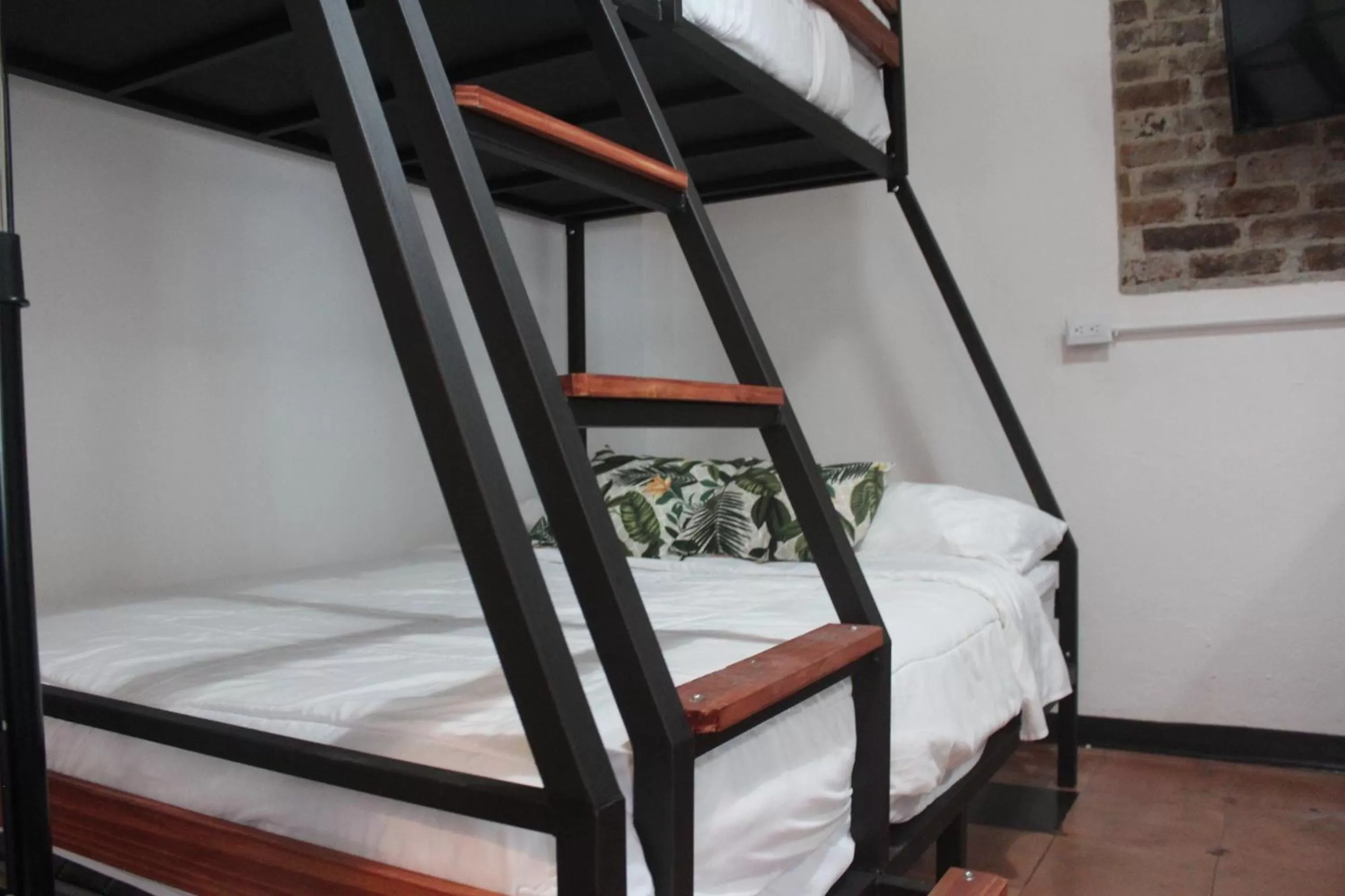 Bed in Cando Living Apartments in Central Avenue