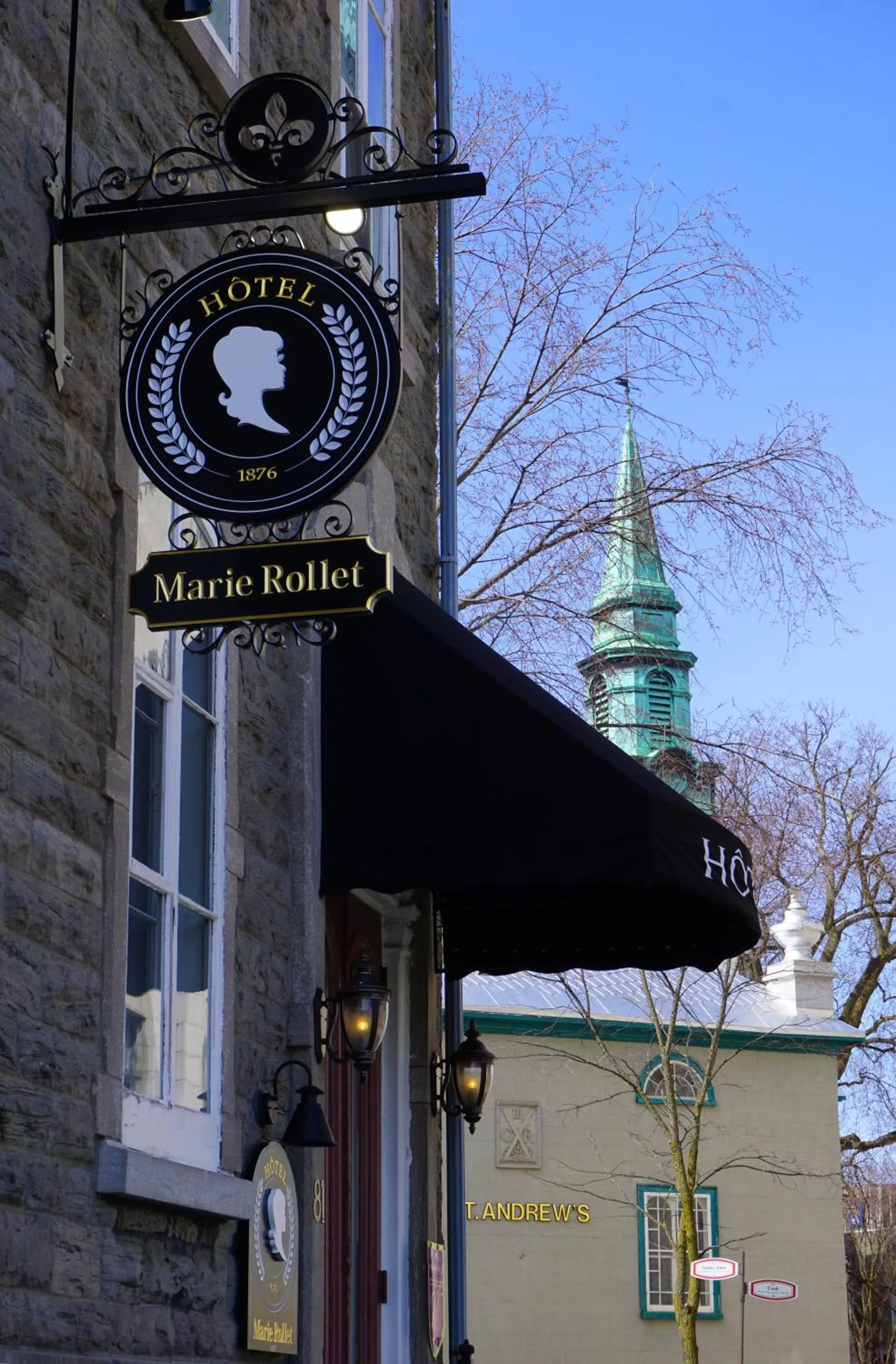 Property logo or sign in Hôtel Marie-Rollet