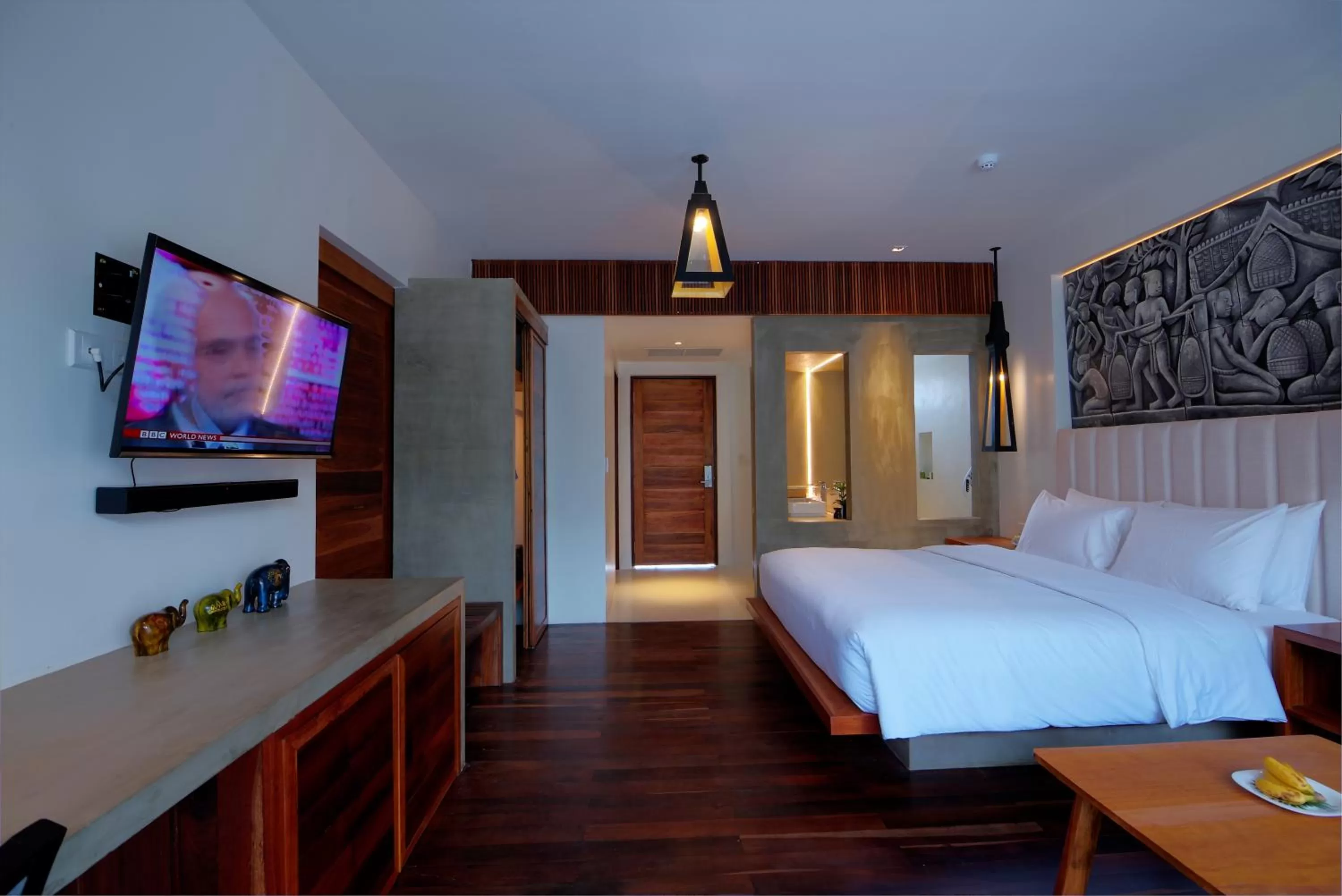 Photo of the whole room, Bed in Apsara Residence Hotel