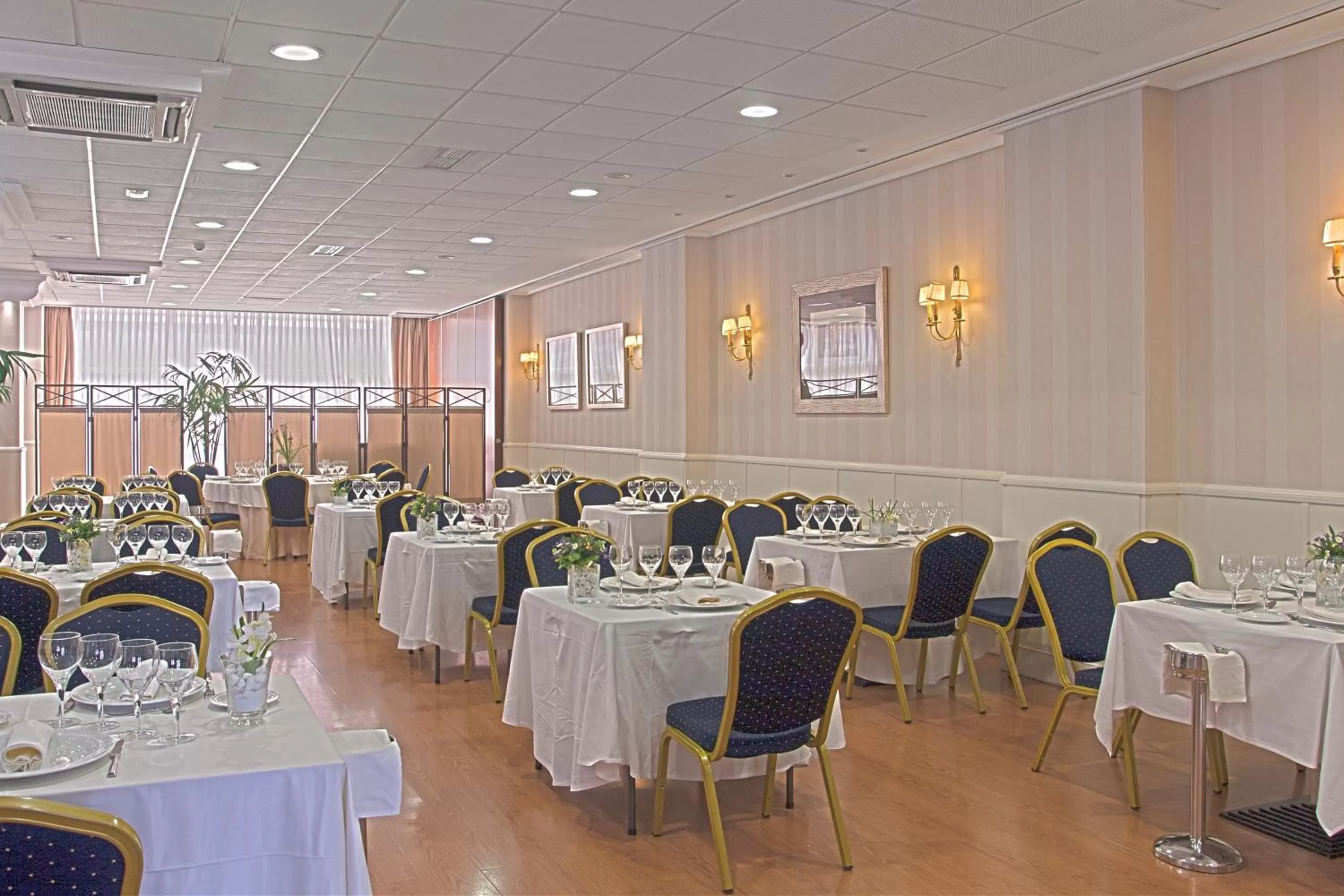 Restaurant/places to eat in FC Infantas de León