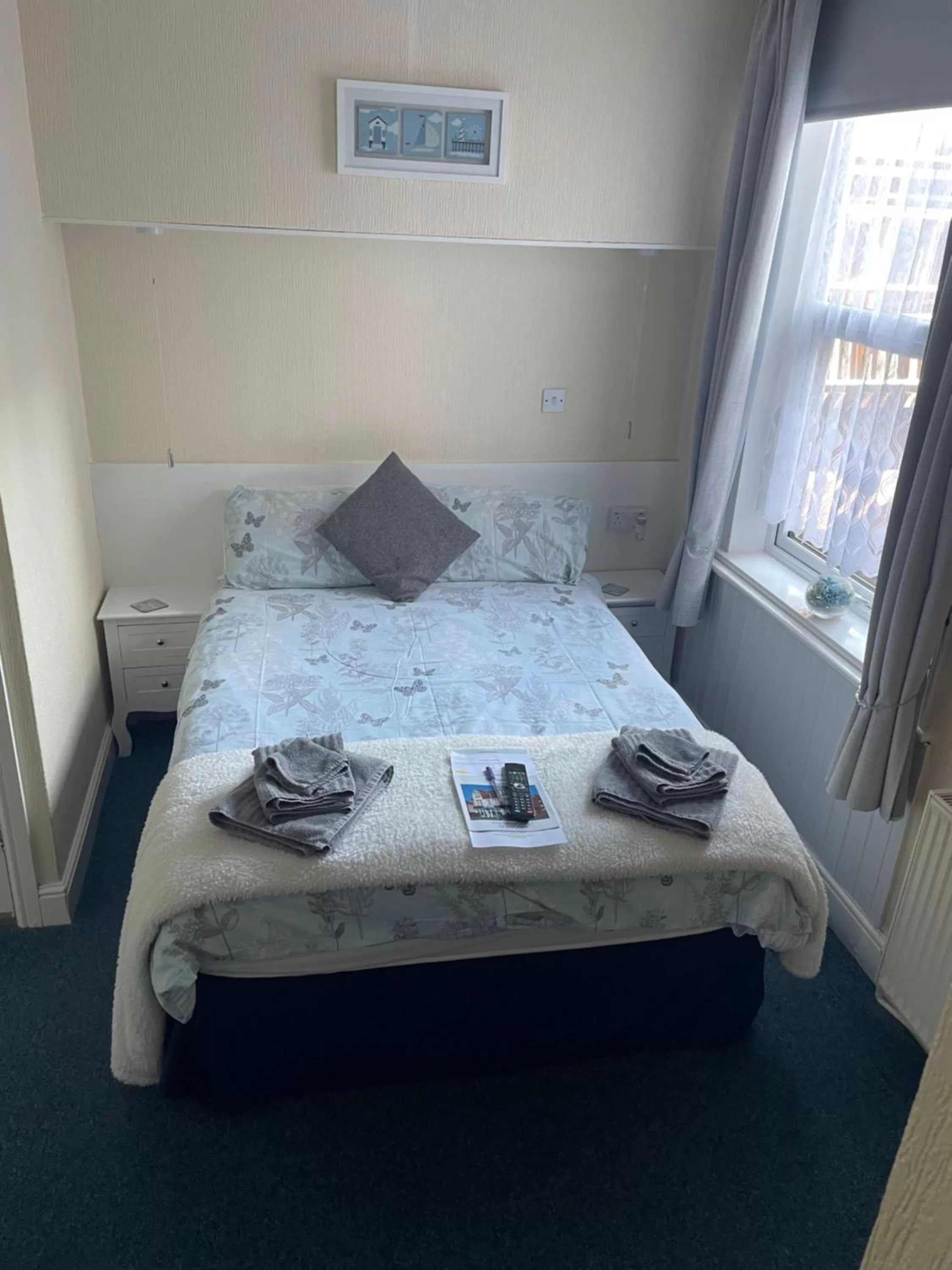 Bed in Ivydene Guest House