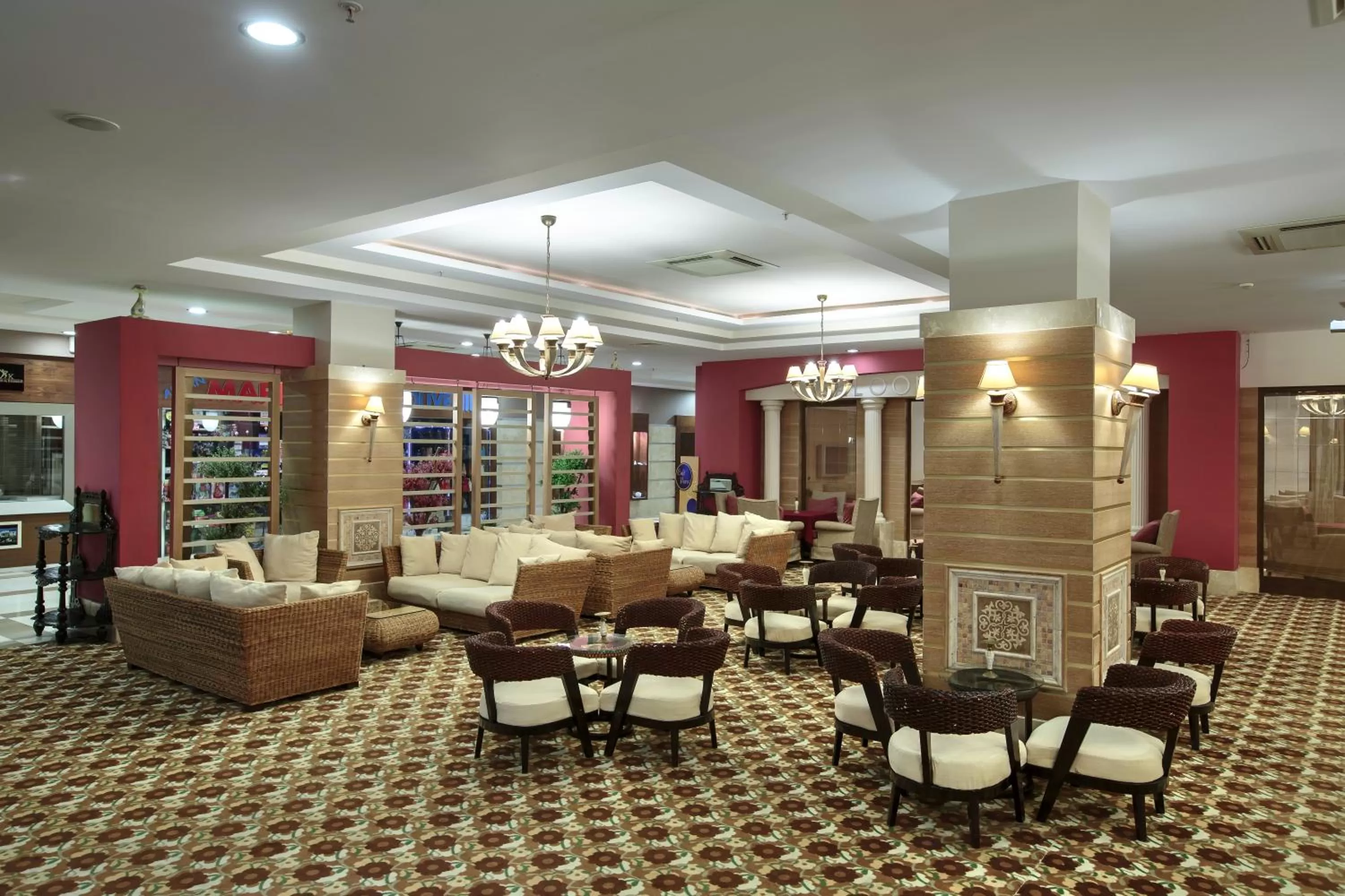 Lobby or reception in Sunis Kumköy Beach Resort Hotel & Spa
