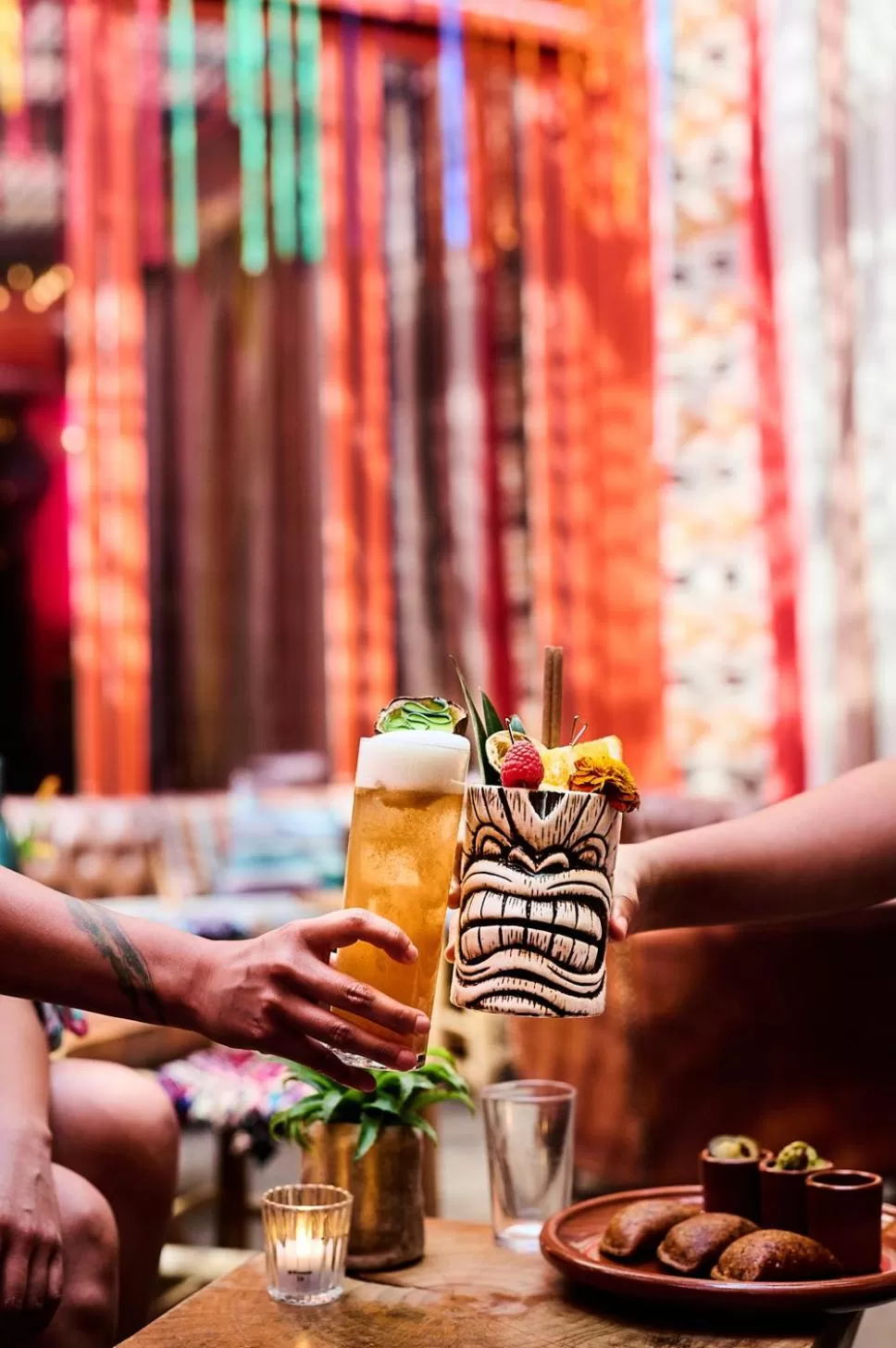 Lounge or bar in 1K Paris