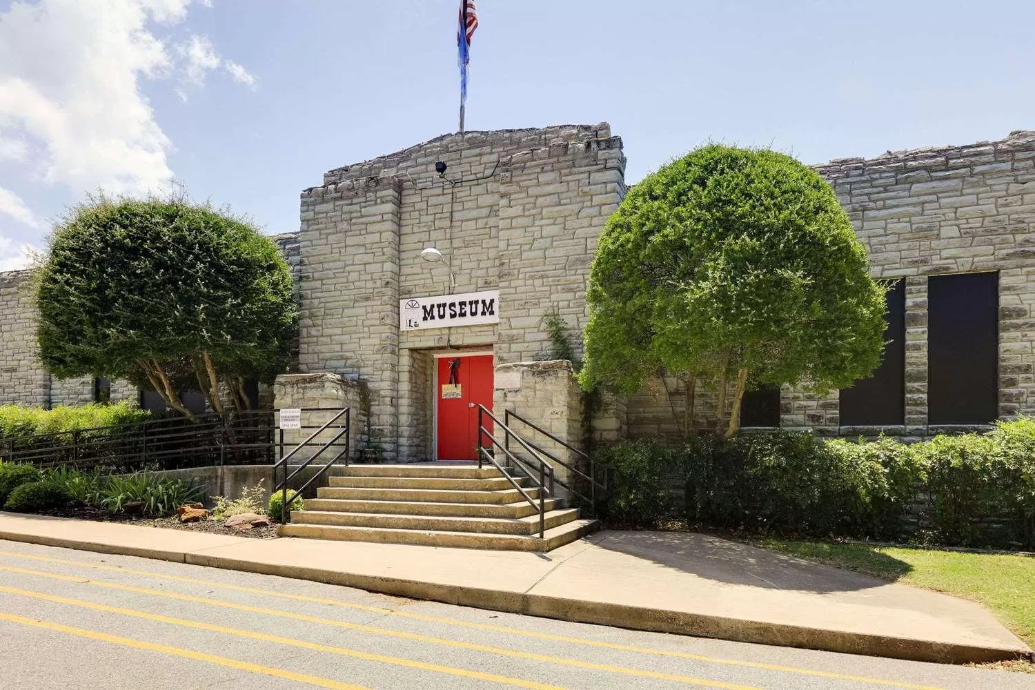 Landmark view in Super 8 by Wyndham Duncan