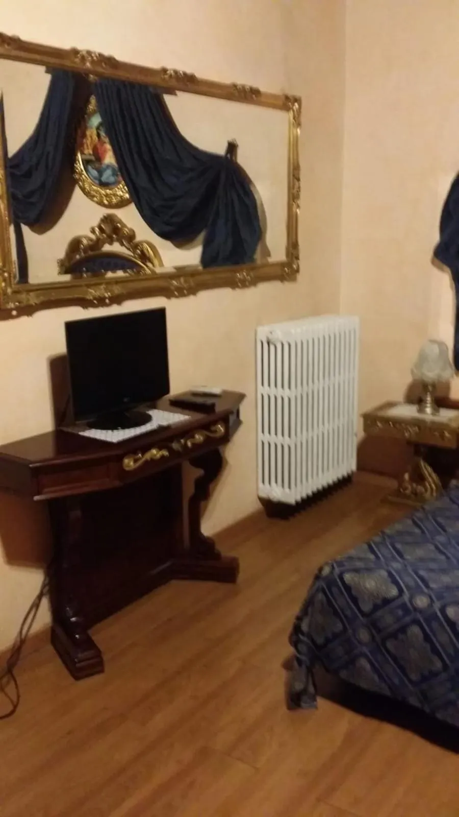 Seating area, Bed in Hotel Abaco