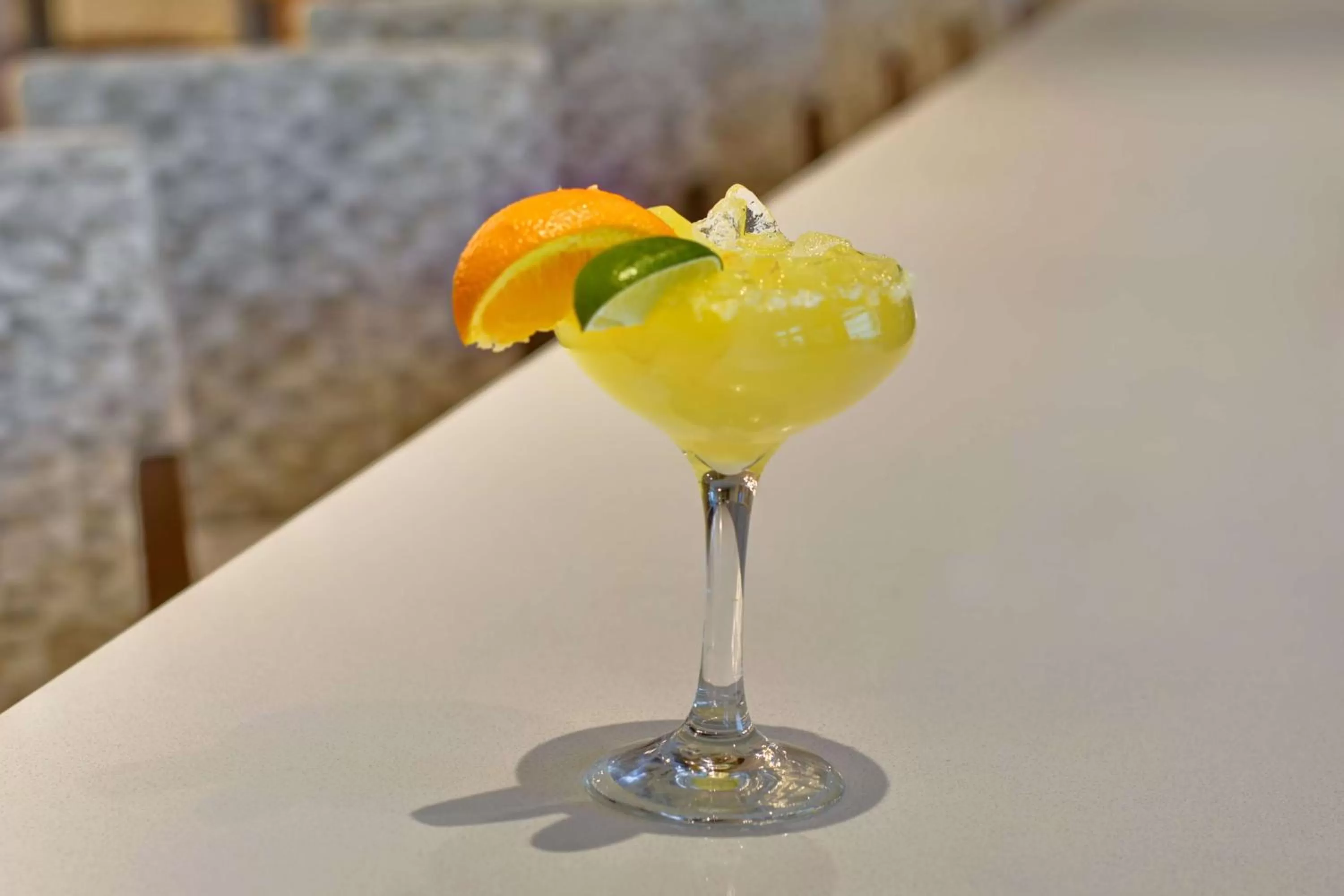 Lounge or bar in Hilton Garden Inn Destin Miramar Beach, Fl