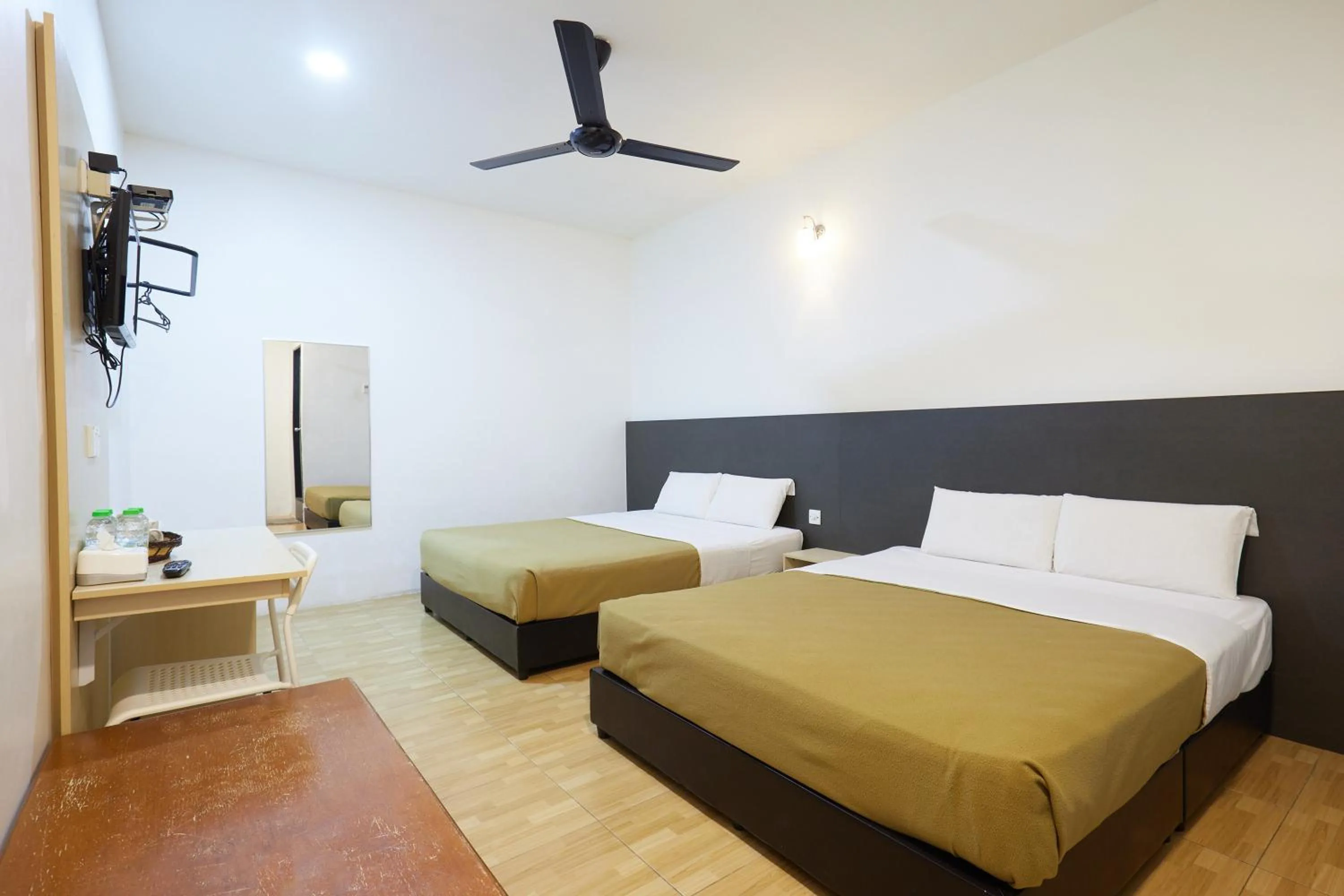 Bed in Uncle Guesthouse Kuala Terengganu