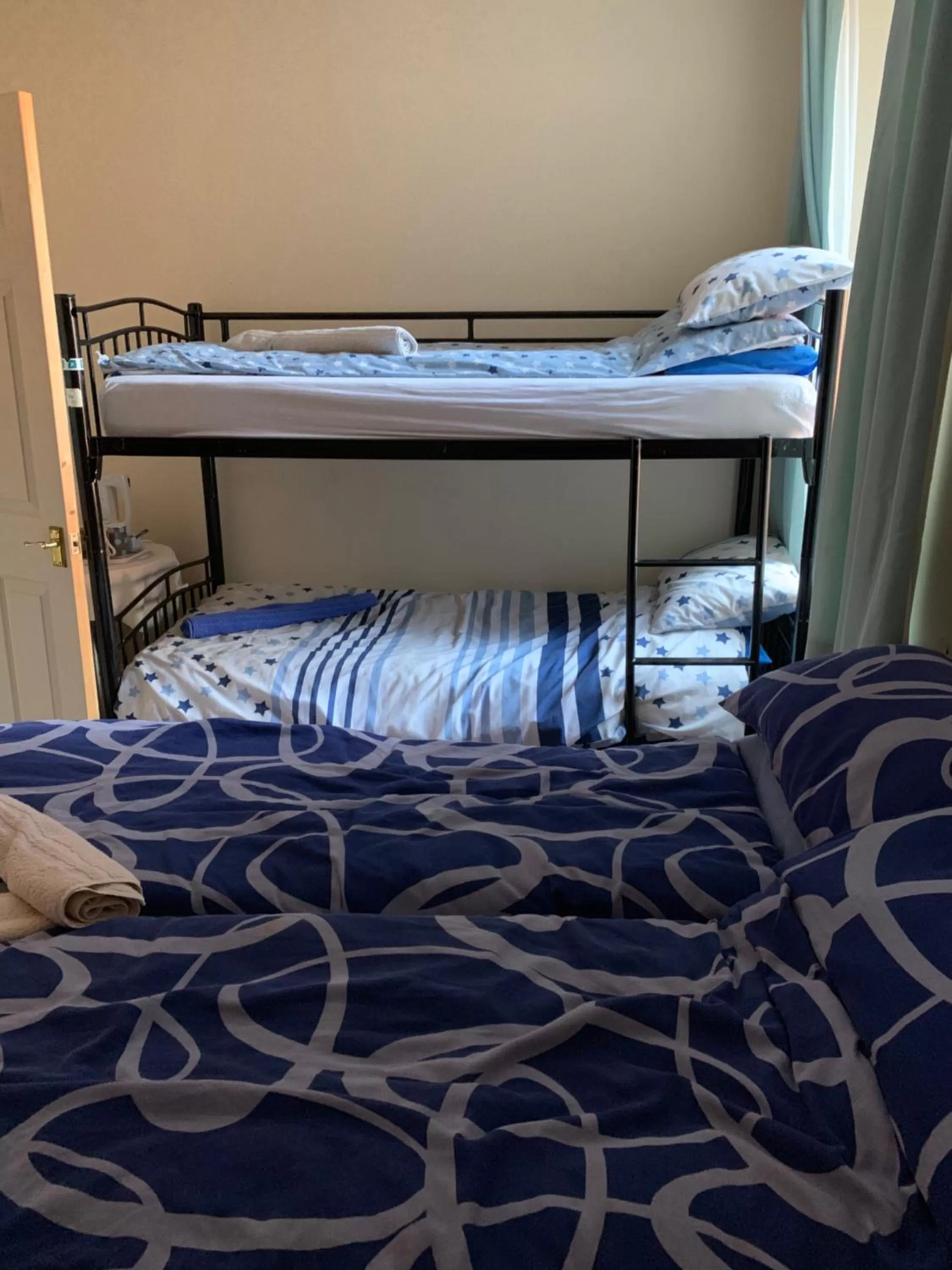 Bed in The Blue Moon