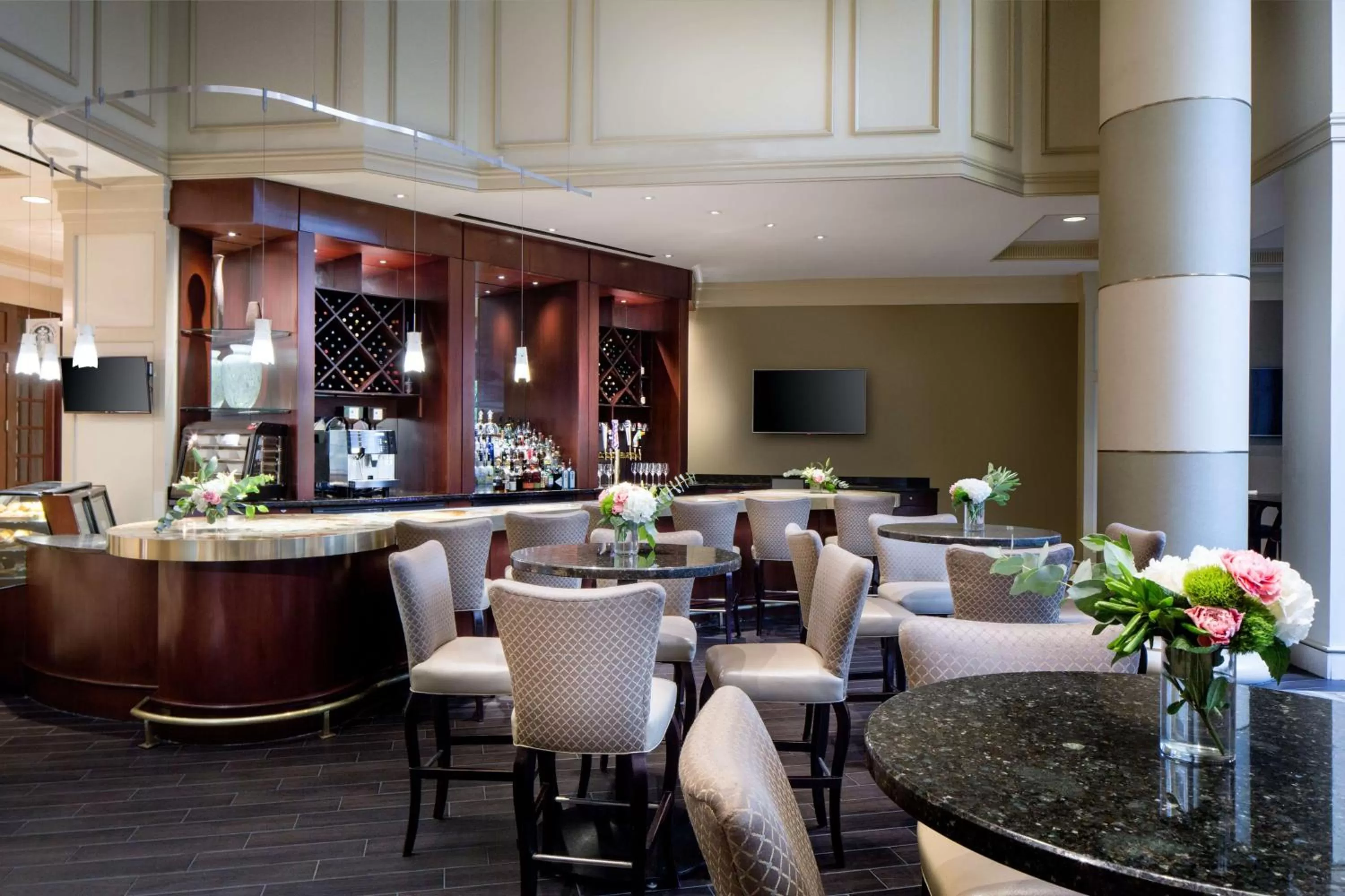 Lounge or bar in Grand Hyatt Atlanta in Buckhead