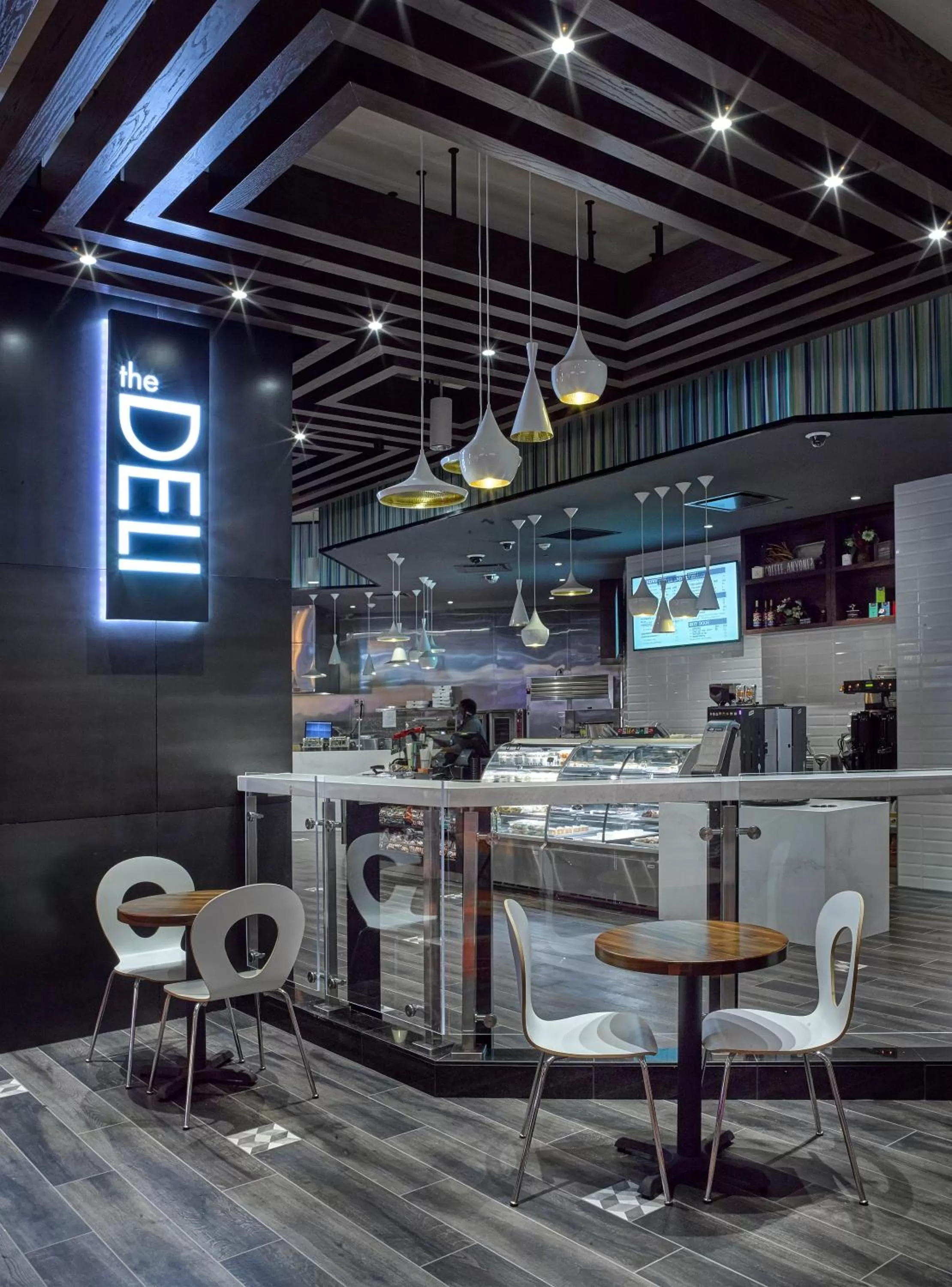 Restaurant/places to eat in Bally's Evansville Casino & Hotel