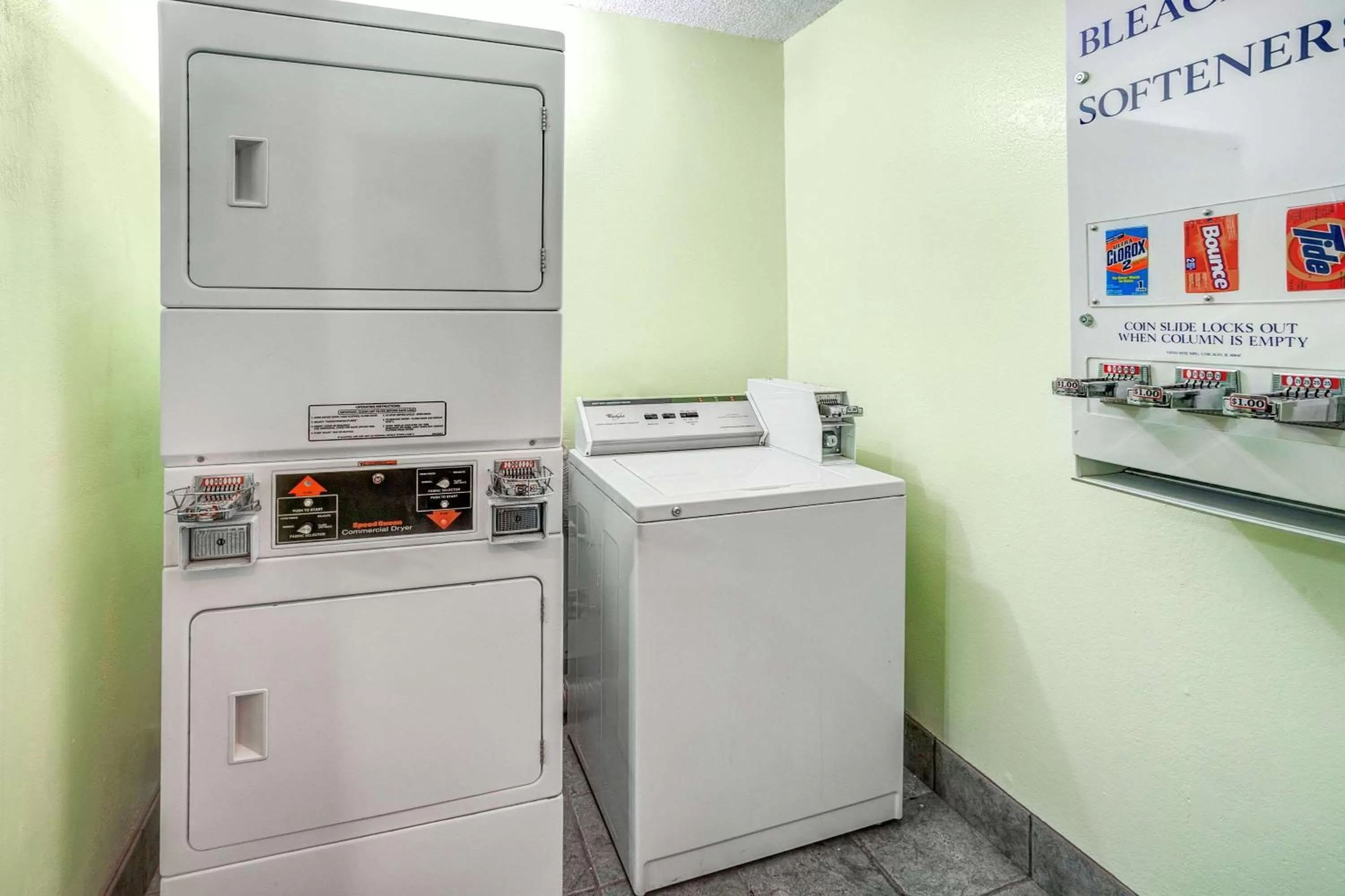 On site in Super 8 by Wyndham Yreka