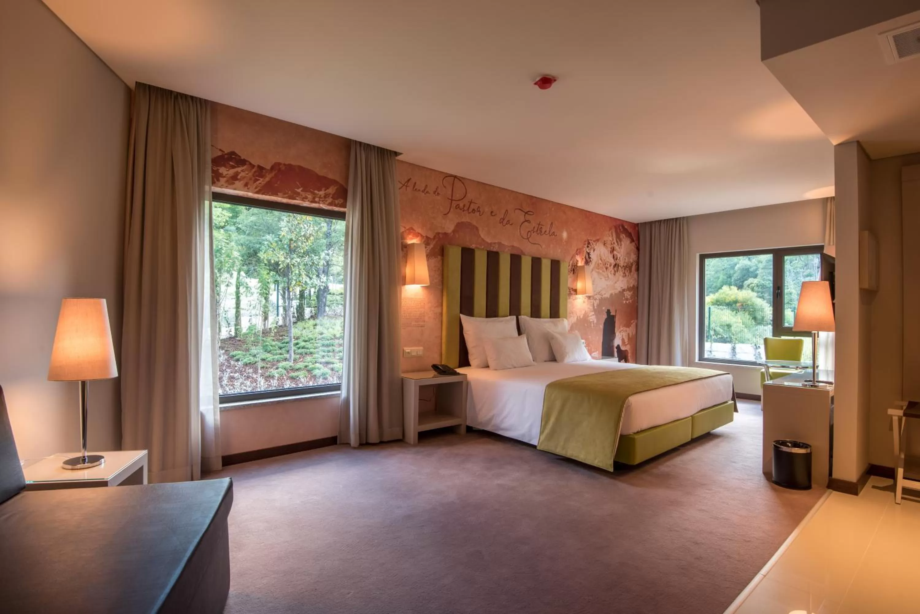 Bedroom, Bed in Vila Galé Collection Serra da Estrela