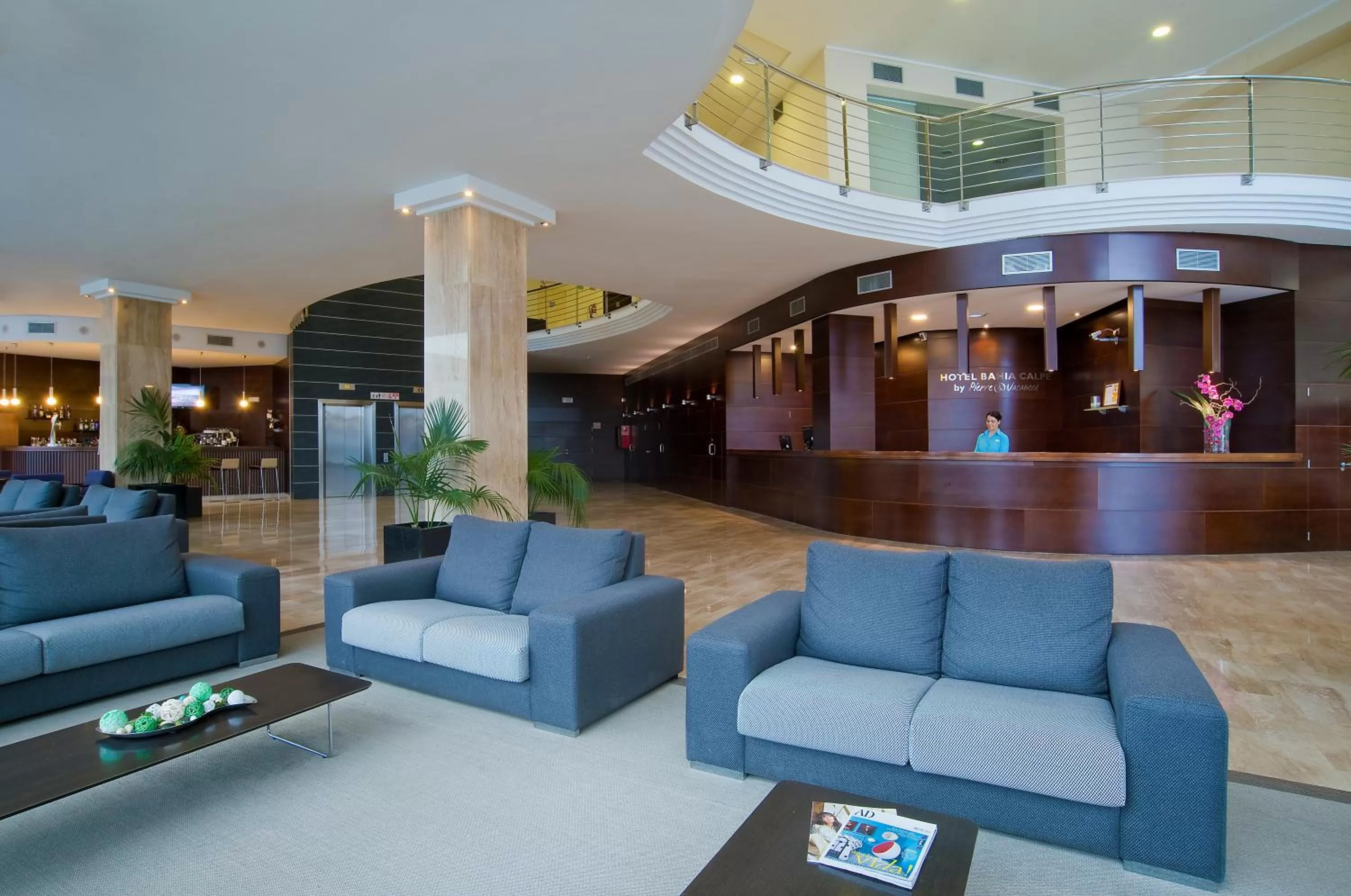 Lobby or reception in Hotel Bahía Calpe by Pierre & Vacances