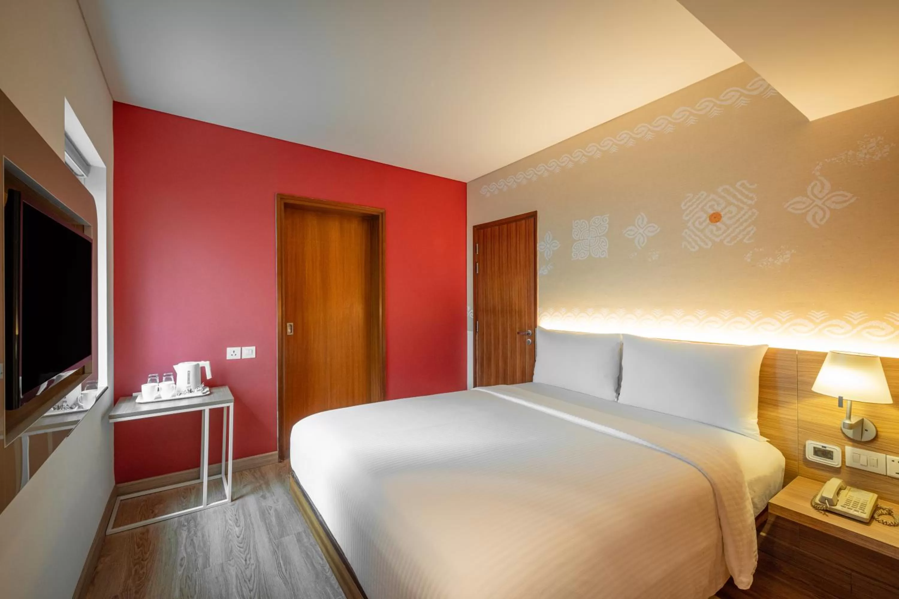 Photo of the whole room, Bed in ibis Mumbai Airport - An Accor Brand