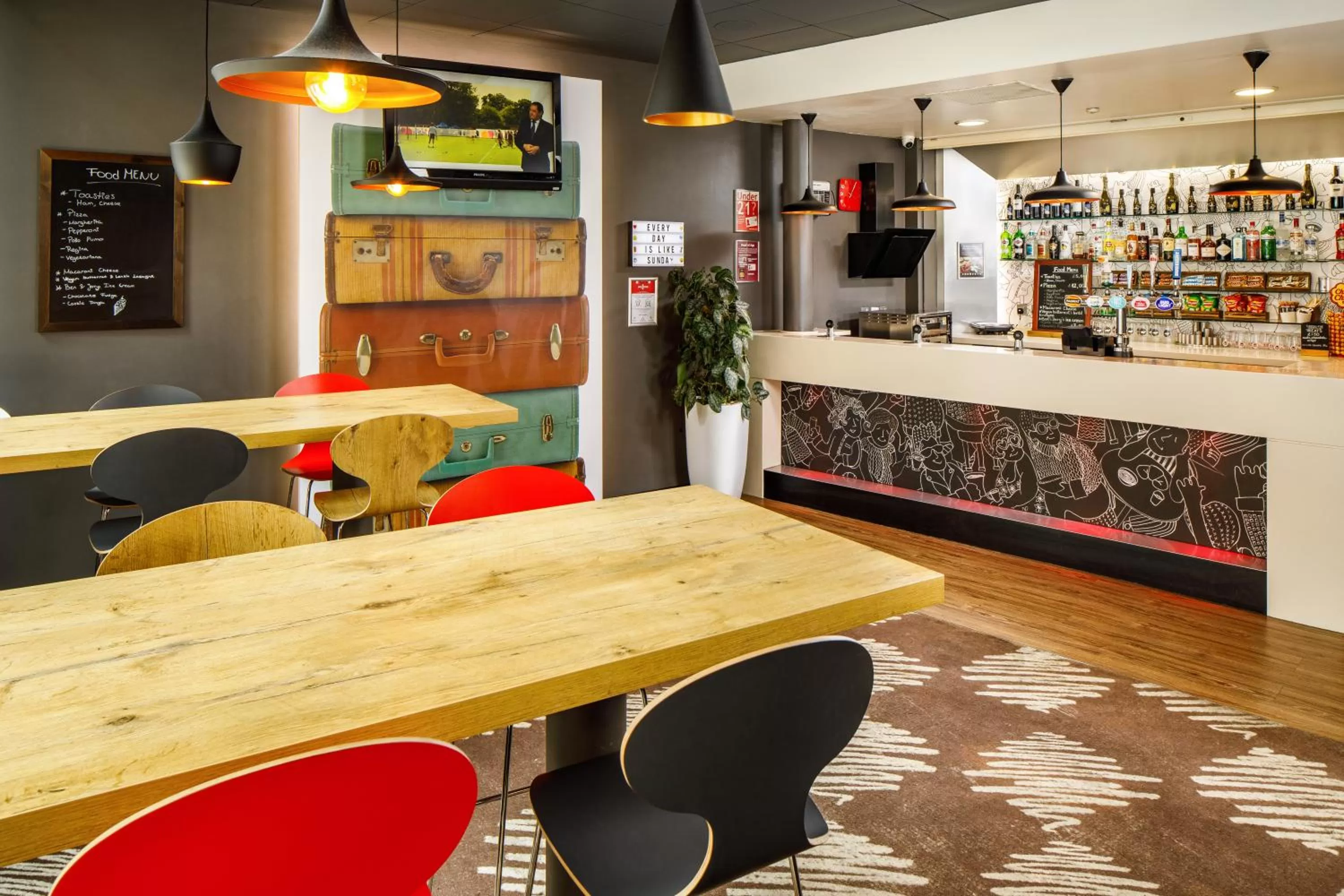 Lobby or reception in ibis Nottingham Centre