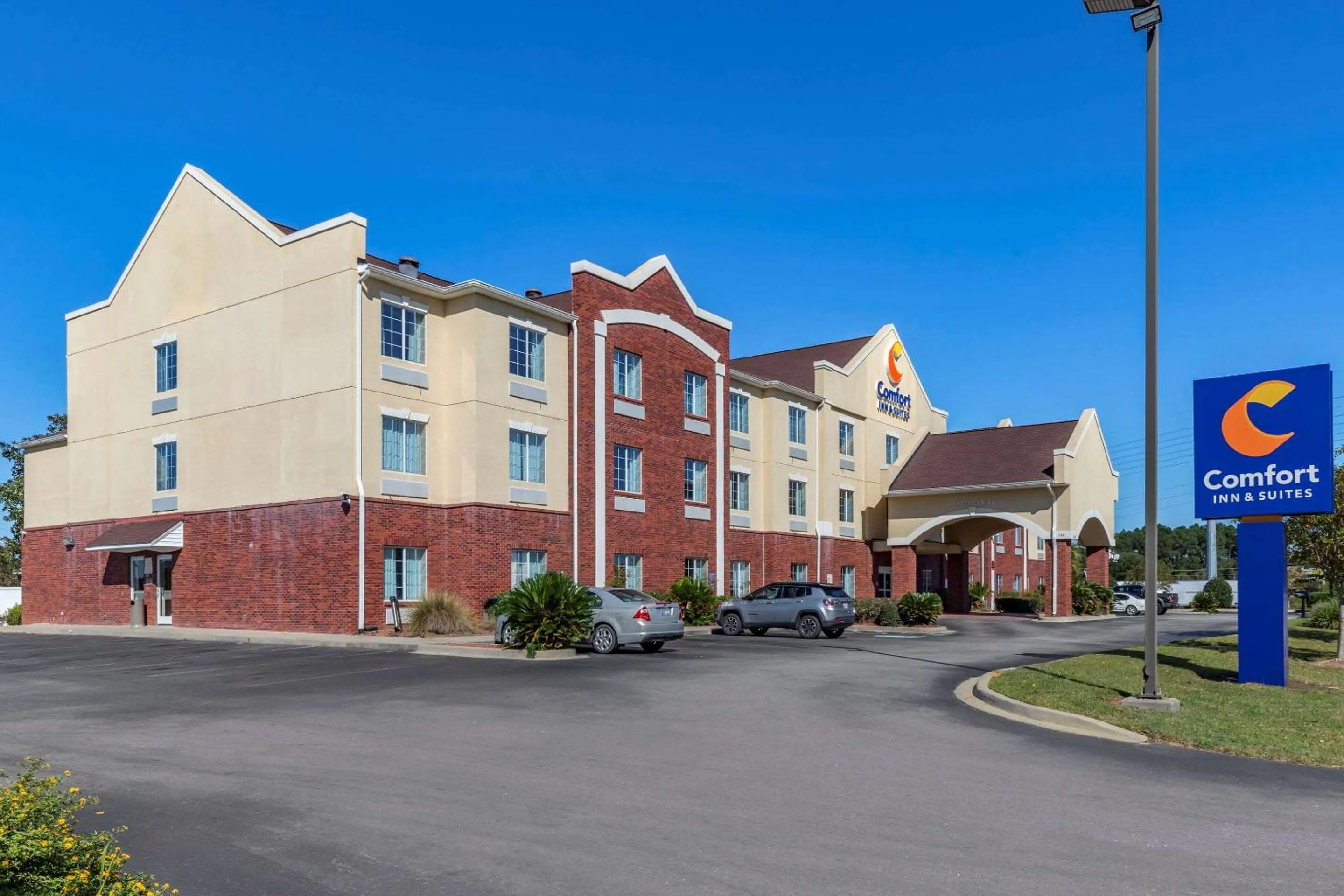 Property building in Comfort Inn & Suites Orangeburg