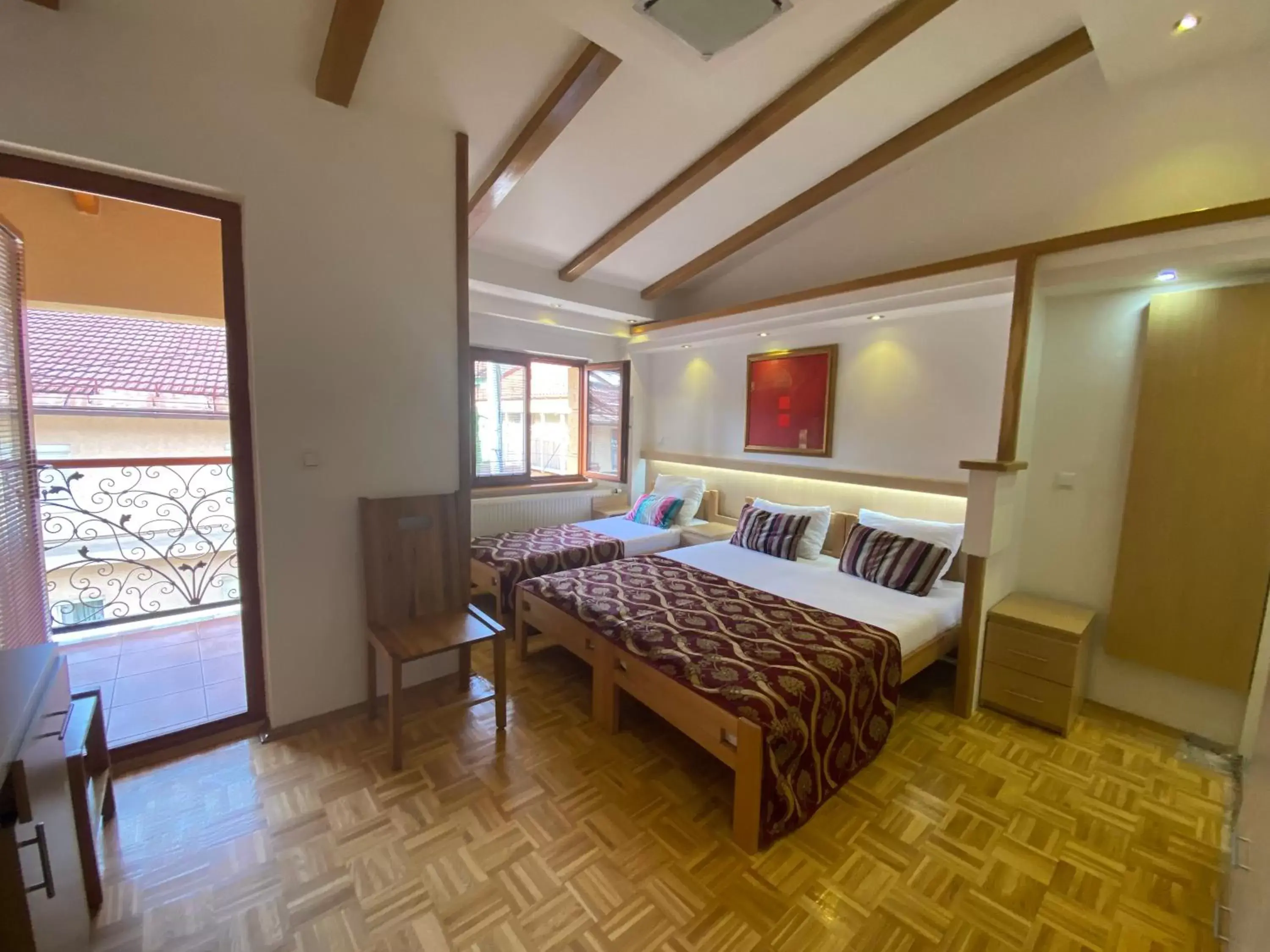 Triple Room with Terrace in Hotel Berr Triple Room with Terrace in Hotel Berr