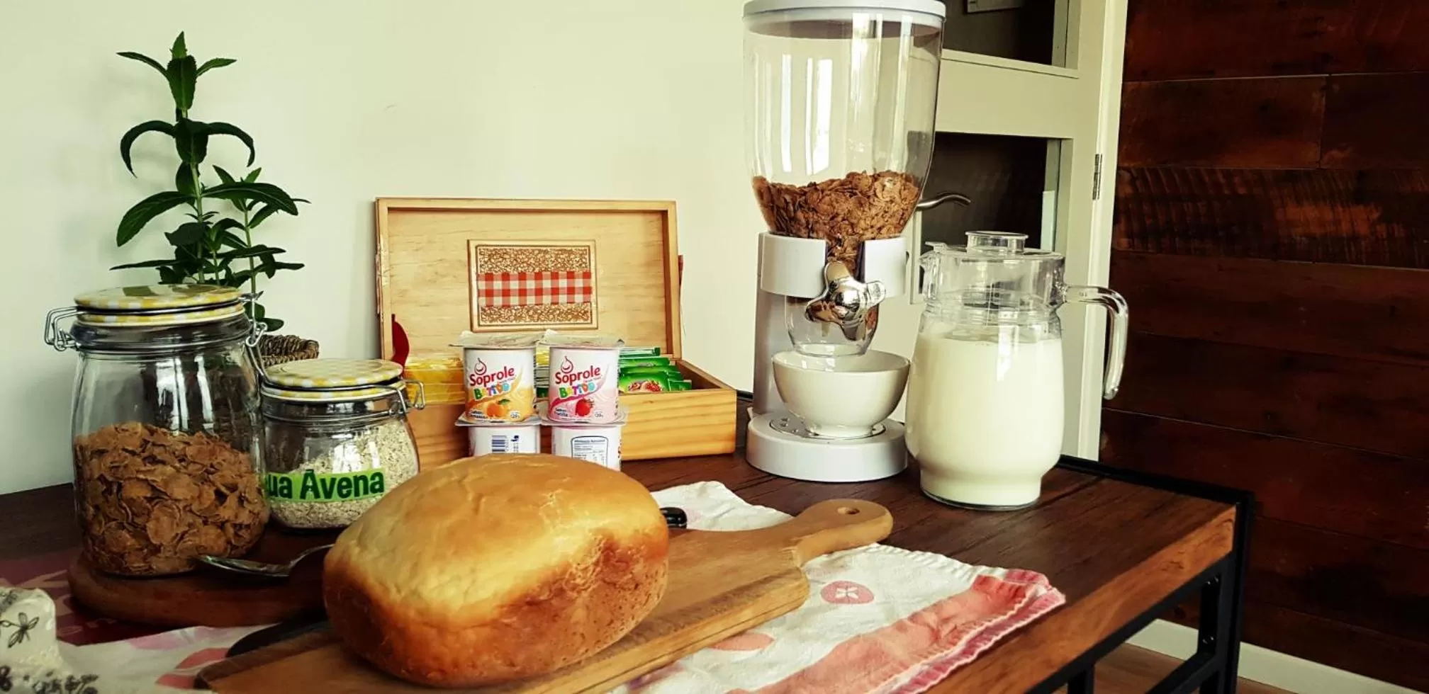 Continental breakfast in Hostal Buenavista Patagonia