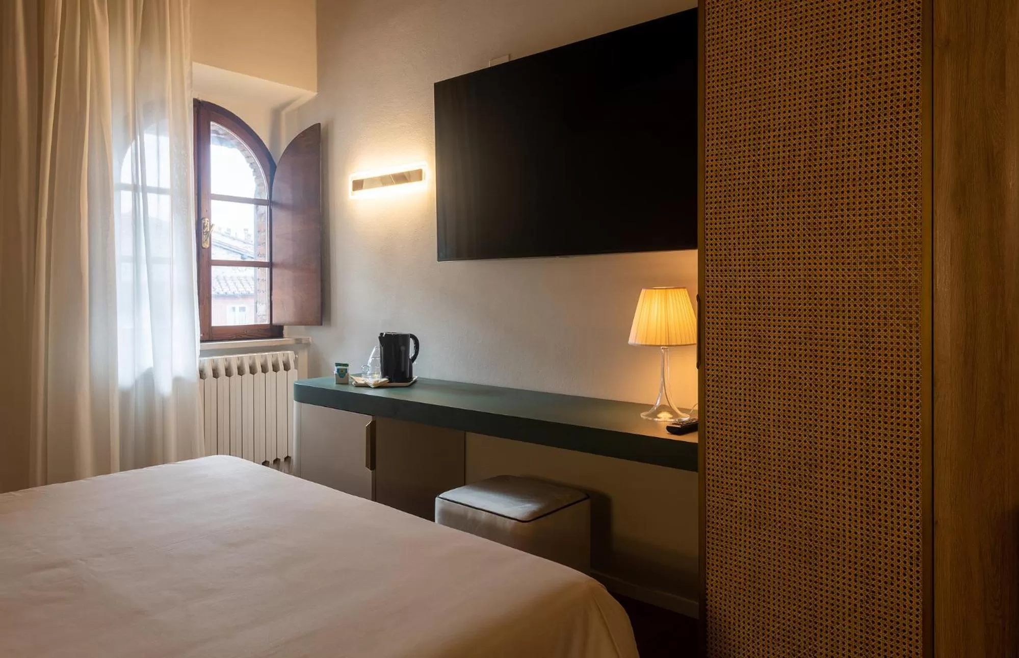 TV and multimedia, Bed in Hotel Gattapone