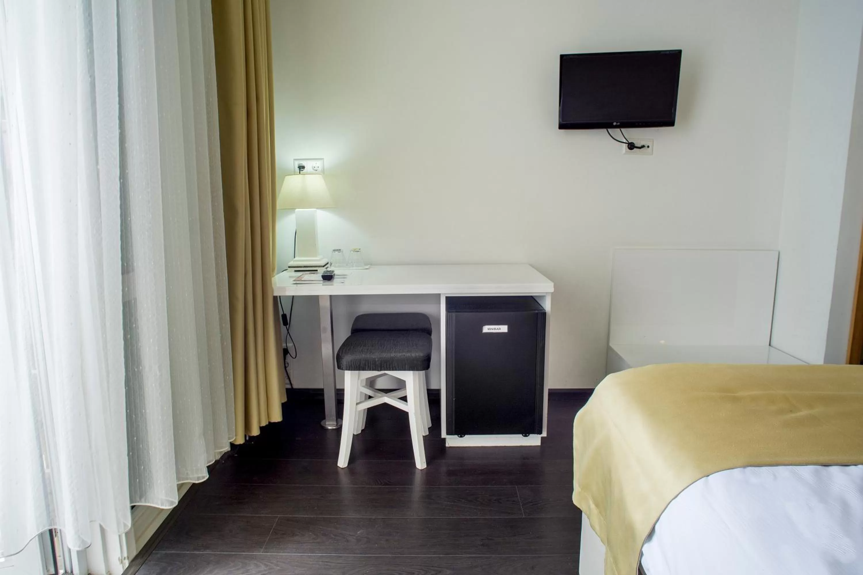 Decorative detail, Bed in Hotel Larende