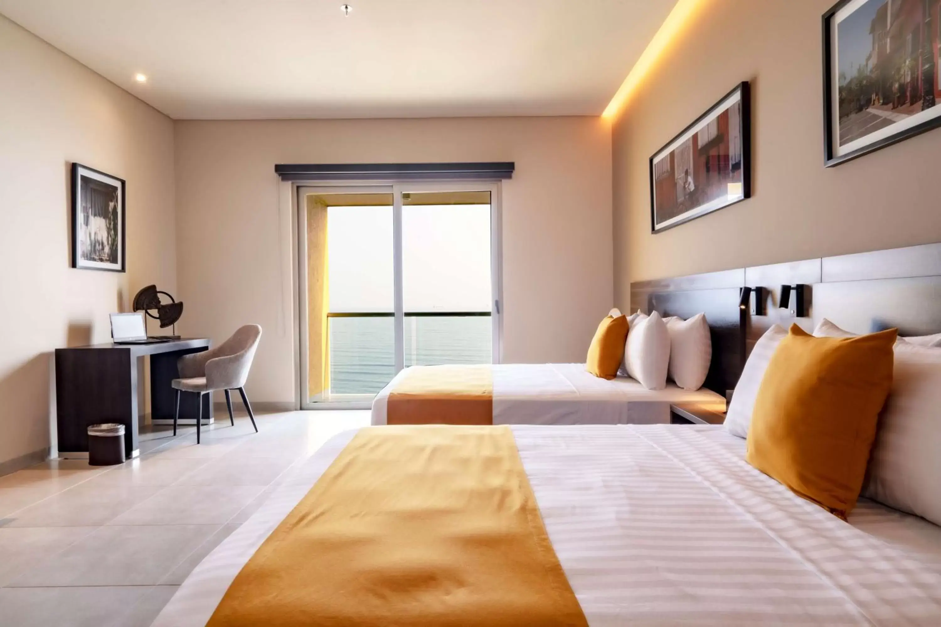 Queen Room with Two Queen Beds and Ocean View in Best Western Plus Riviera Veracruz Queen Room with Two Queen Beds and Ocean View in Best Western Plus Riviera Veracruz