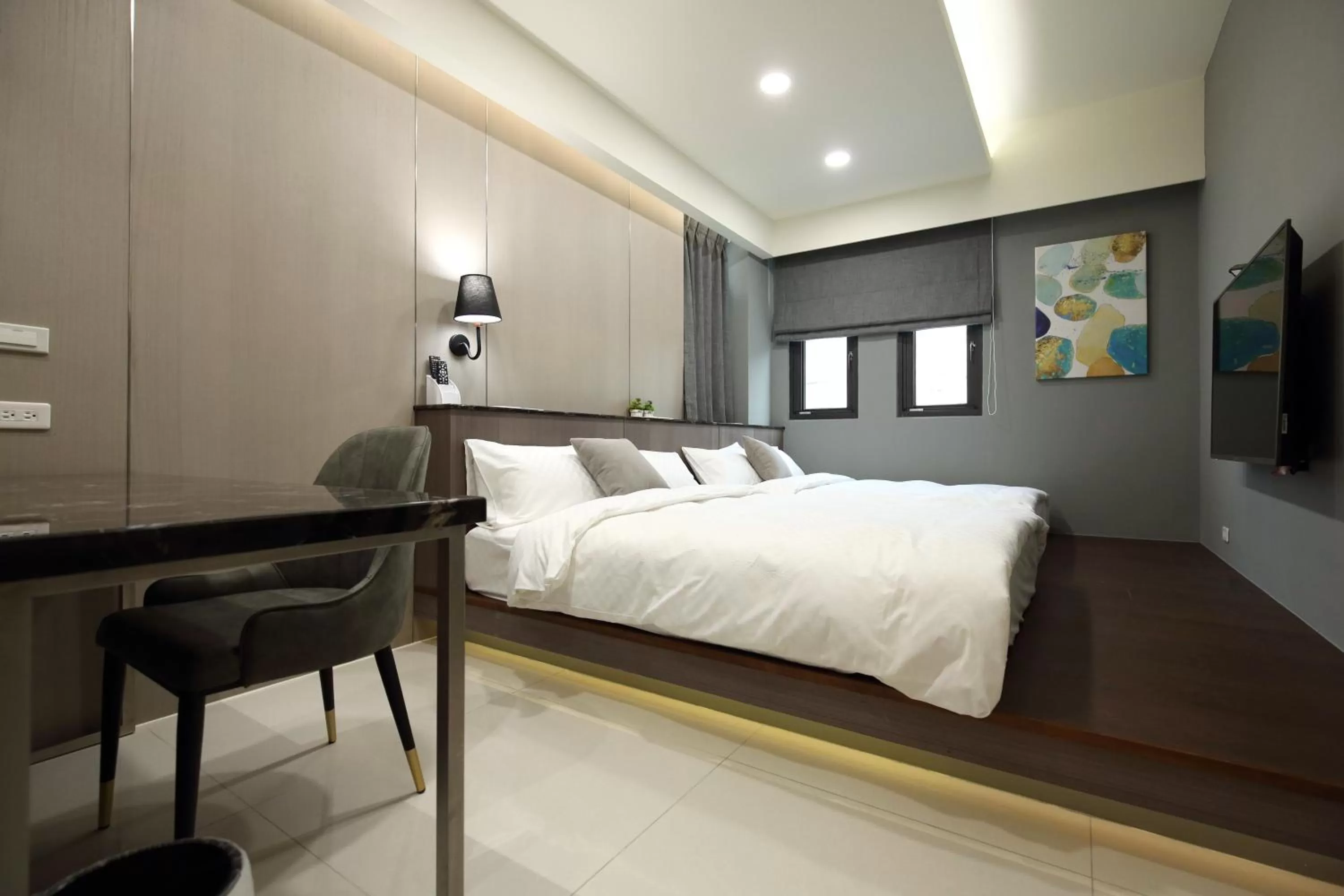 Bed in 52 travelers home (with elevator)