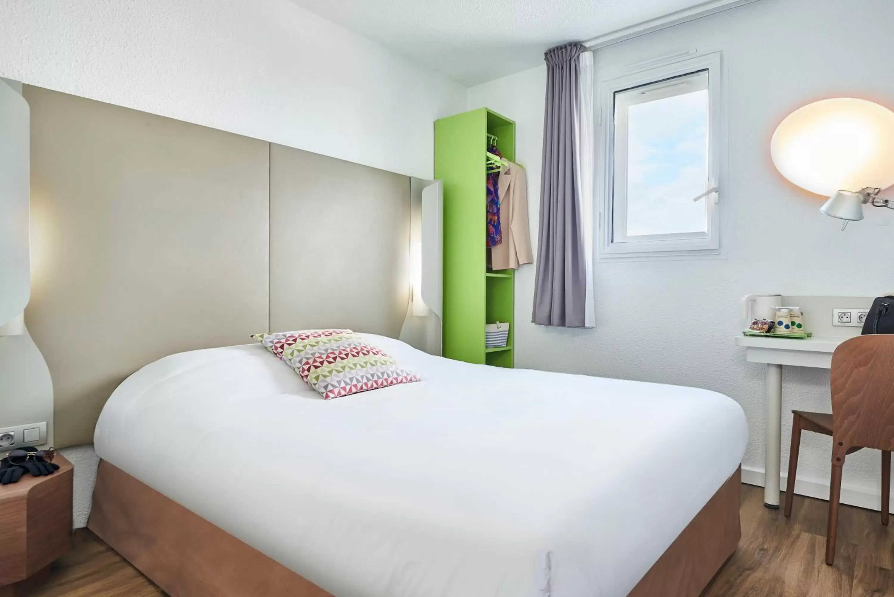 Double Room with One Double Bed in Sure Hotel by Best Western Valence Nord-Restaurant Double Room with One Double Bed in Sure Hotel by Best Western Valence Nord-Restaurant