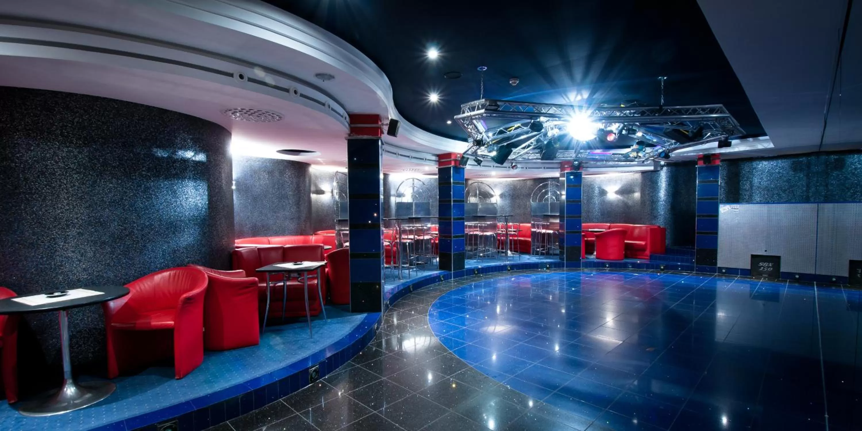 Nightclub / DJ in Hotel Belweder