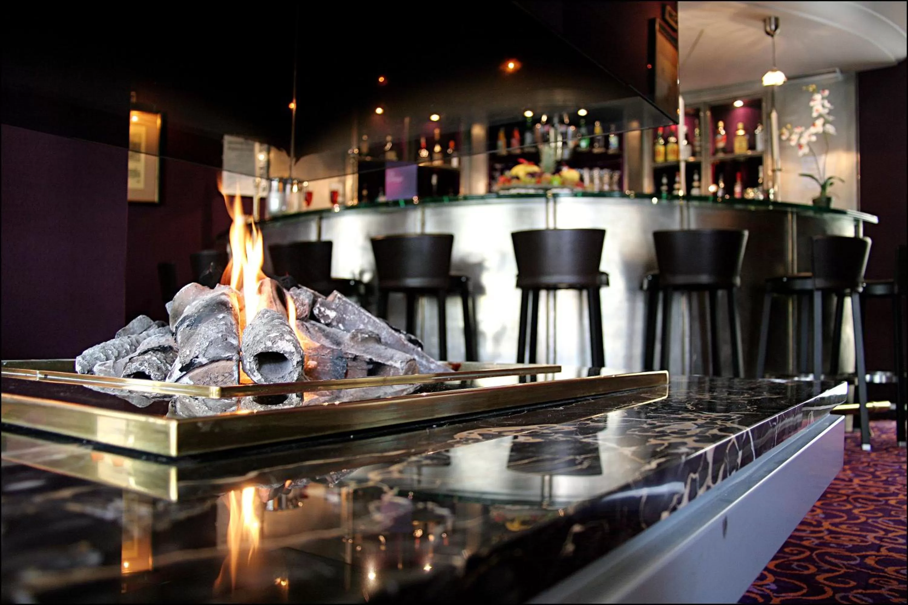 Lounge or bar in Villa Lutèce Port Royal