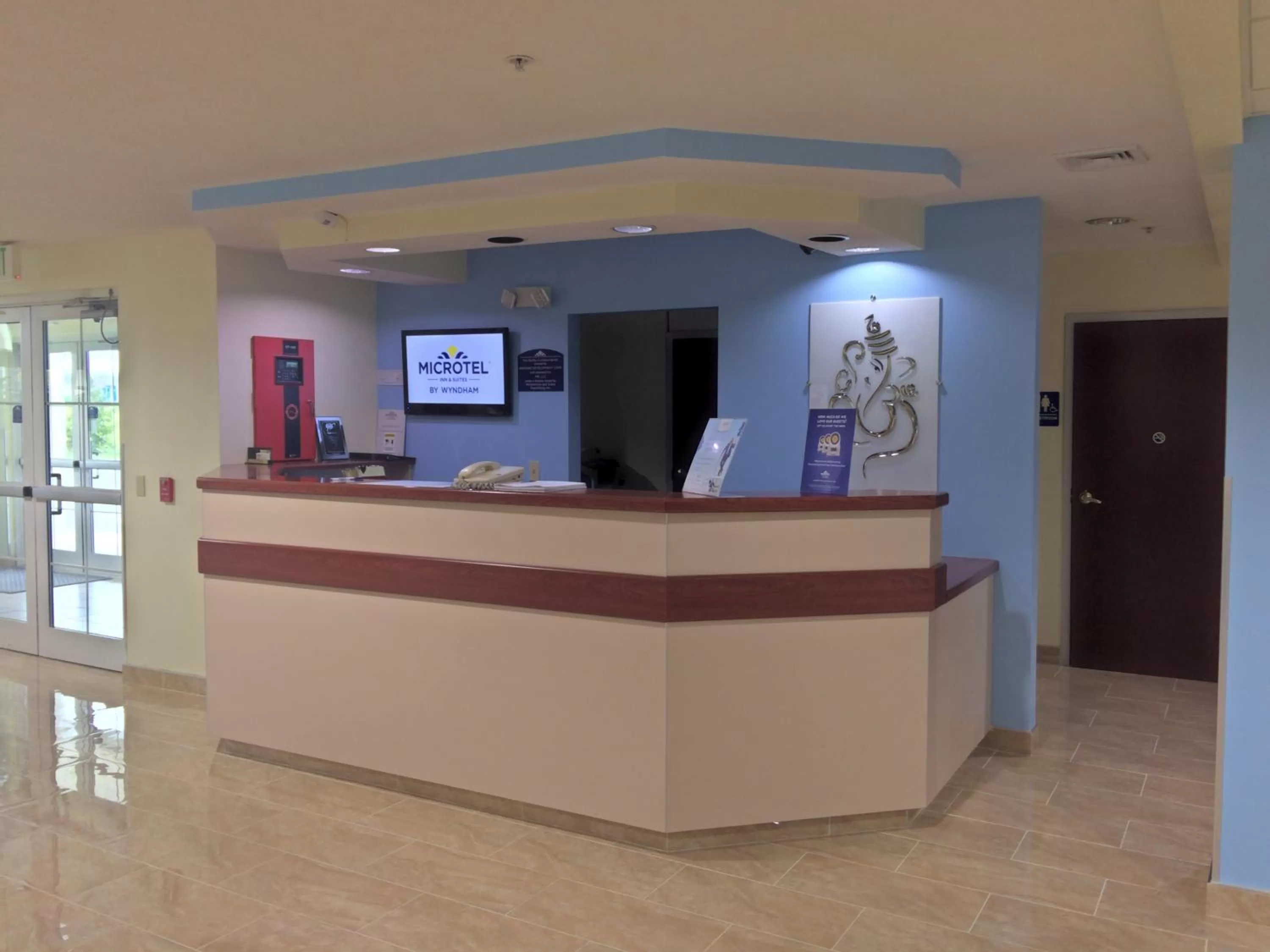 Lobby or reception in Microtel Inn & Suites by Wyndham Hagerstown by I-81