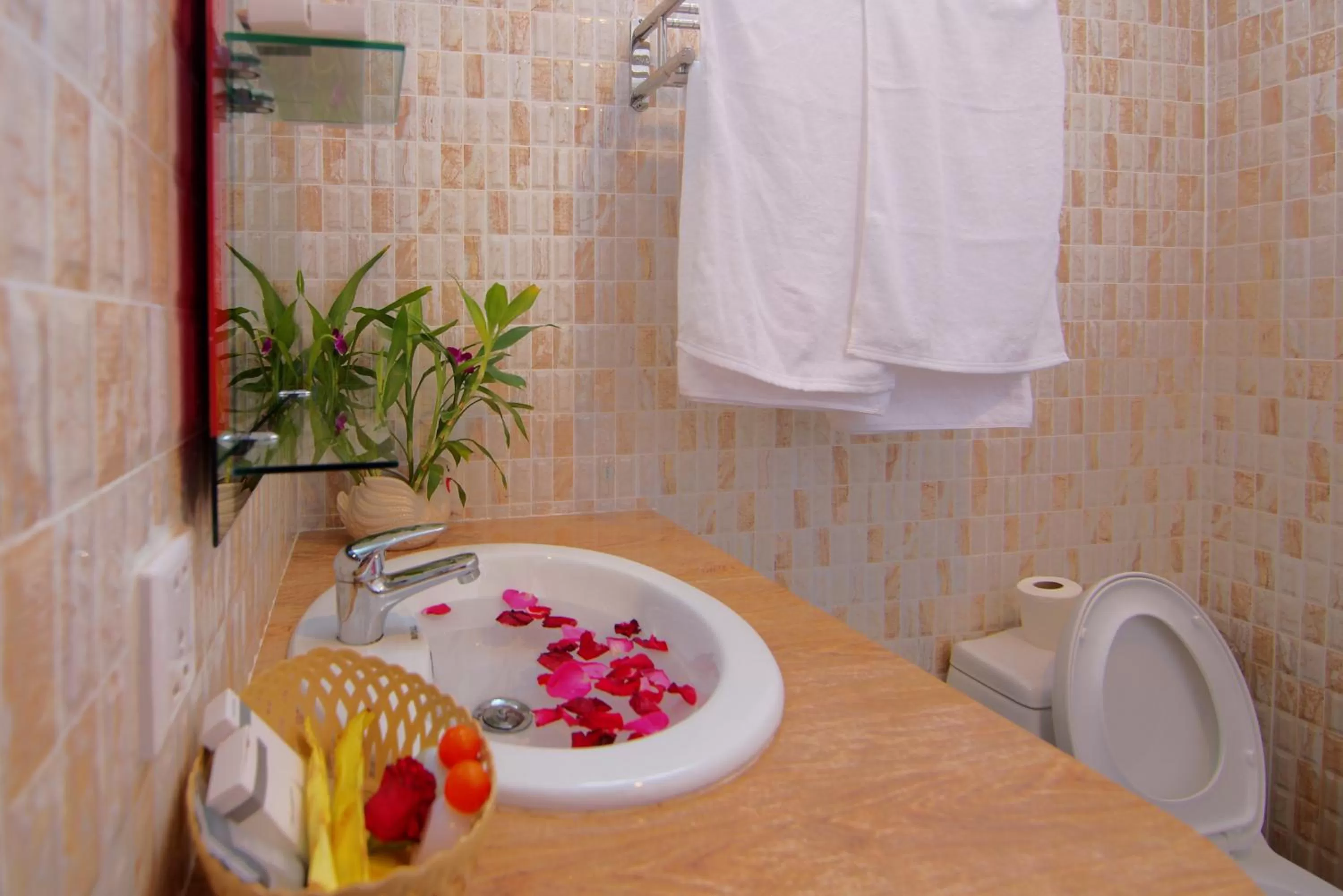 Bathroom in Bou Phanith Villa