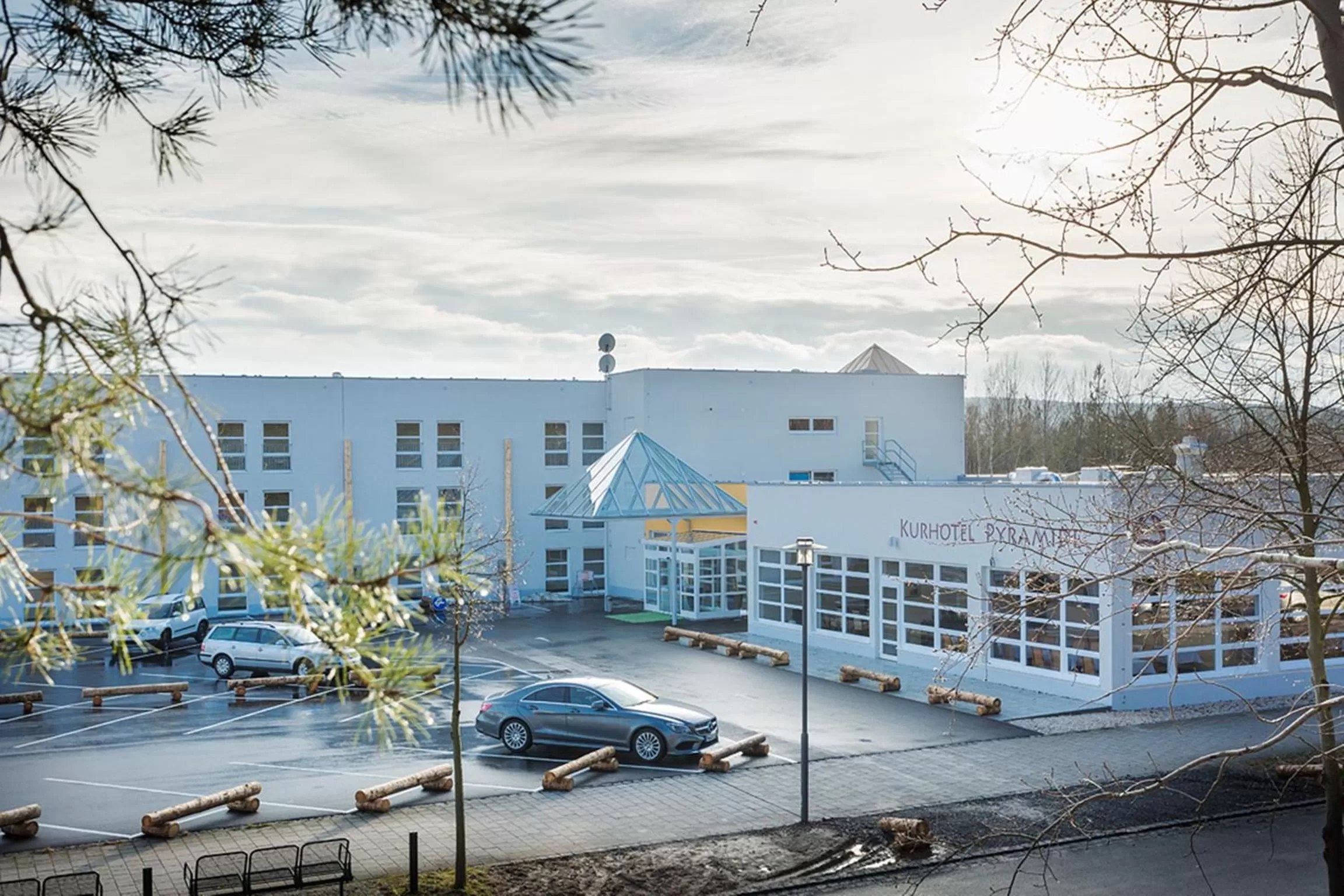 Facade/entrance in Kurhotel Pyramide Sibyllenbad