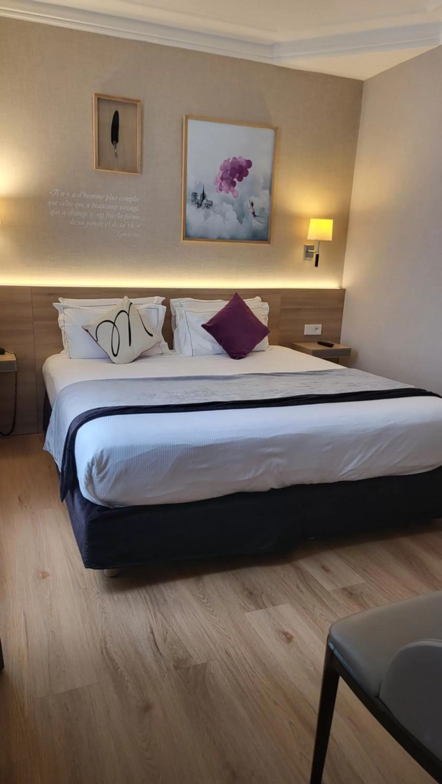 Photo of the whole room, Bed in Magda Champs Elysées