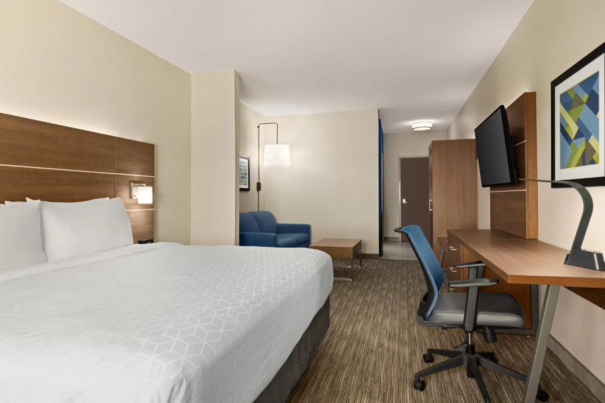 Photo of the whole room in Holiday Inn Express Hotel and Suites Akron South-Airport Area by IHG