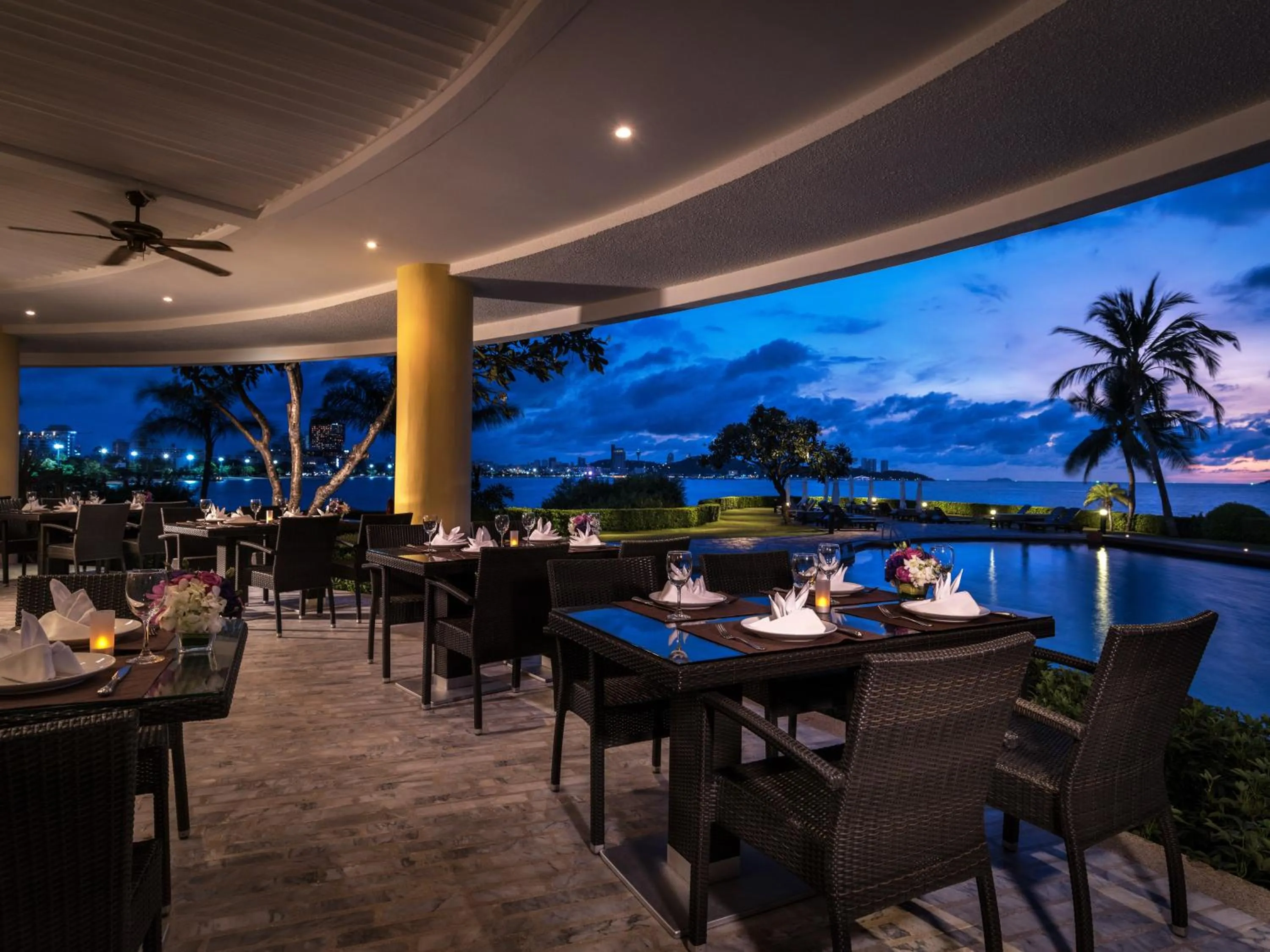 Restaurant/places to eat in Dusit Thani Pattaya