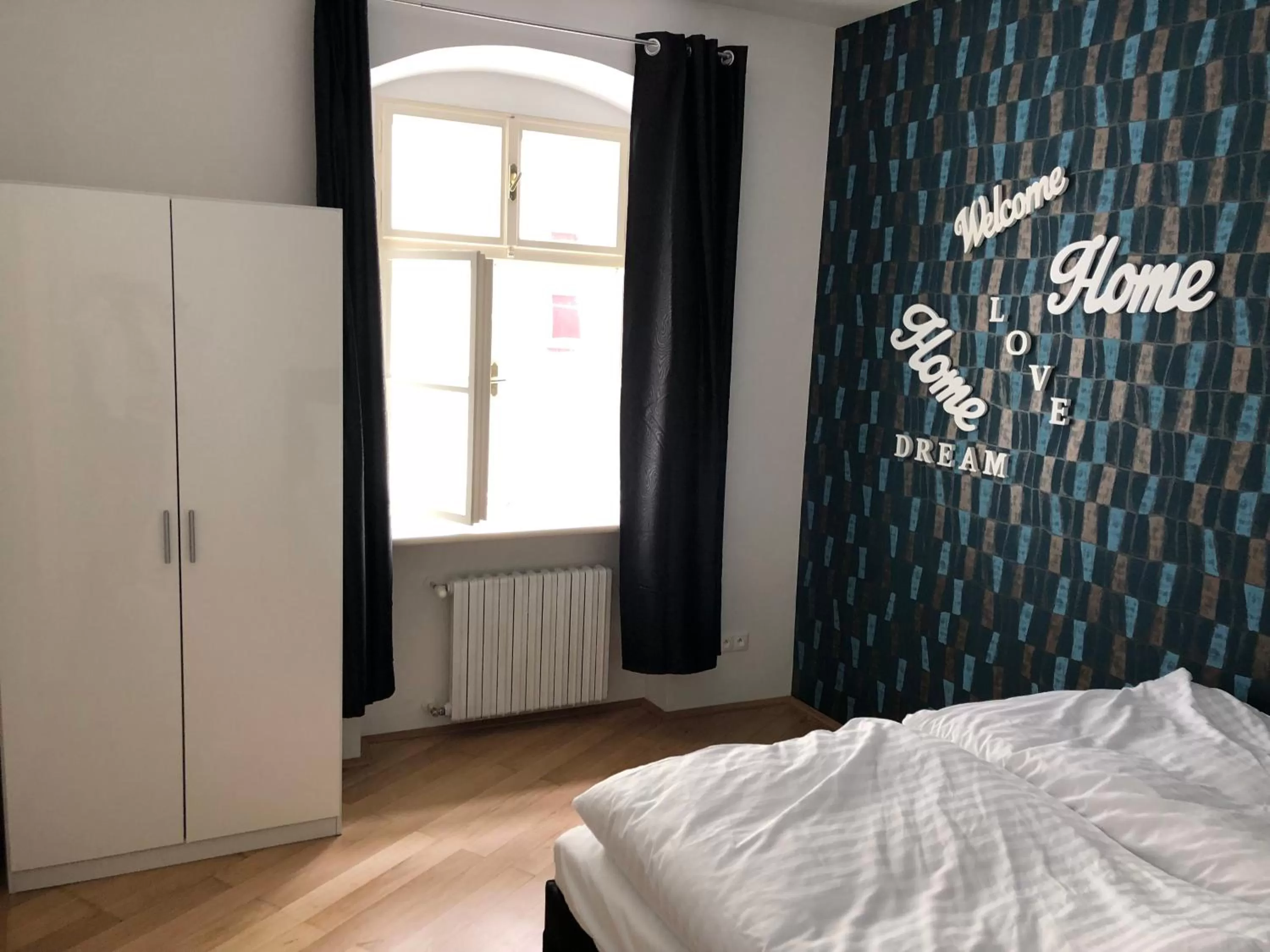 Bedroom, Bed in Aapartamentoos