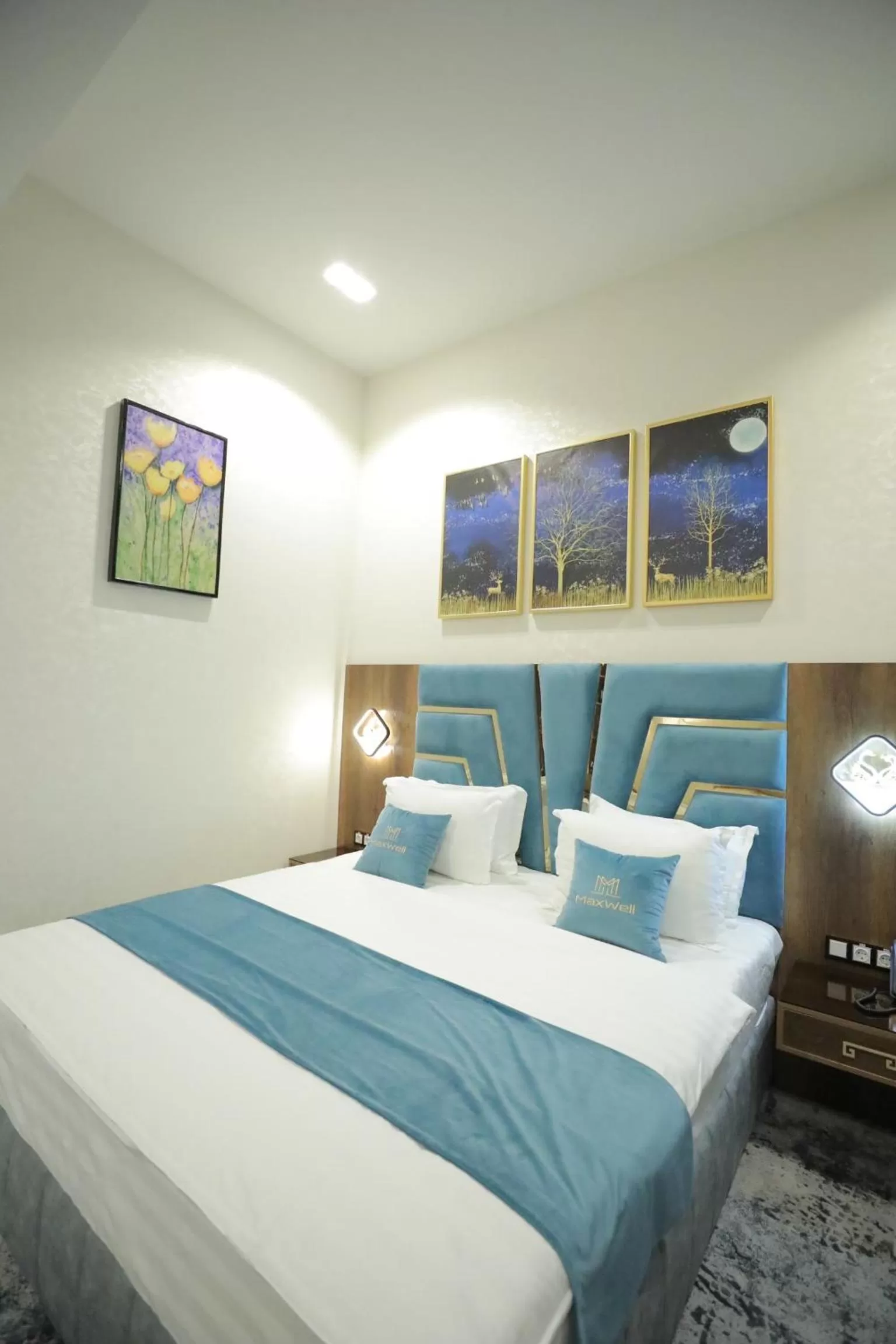 Bed in MaxWell Hotel & SPA