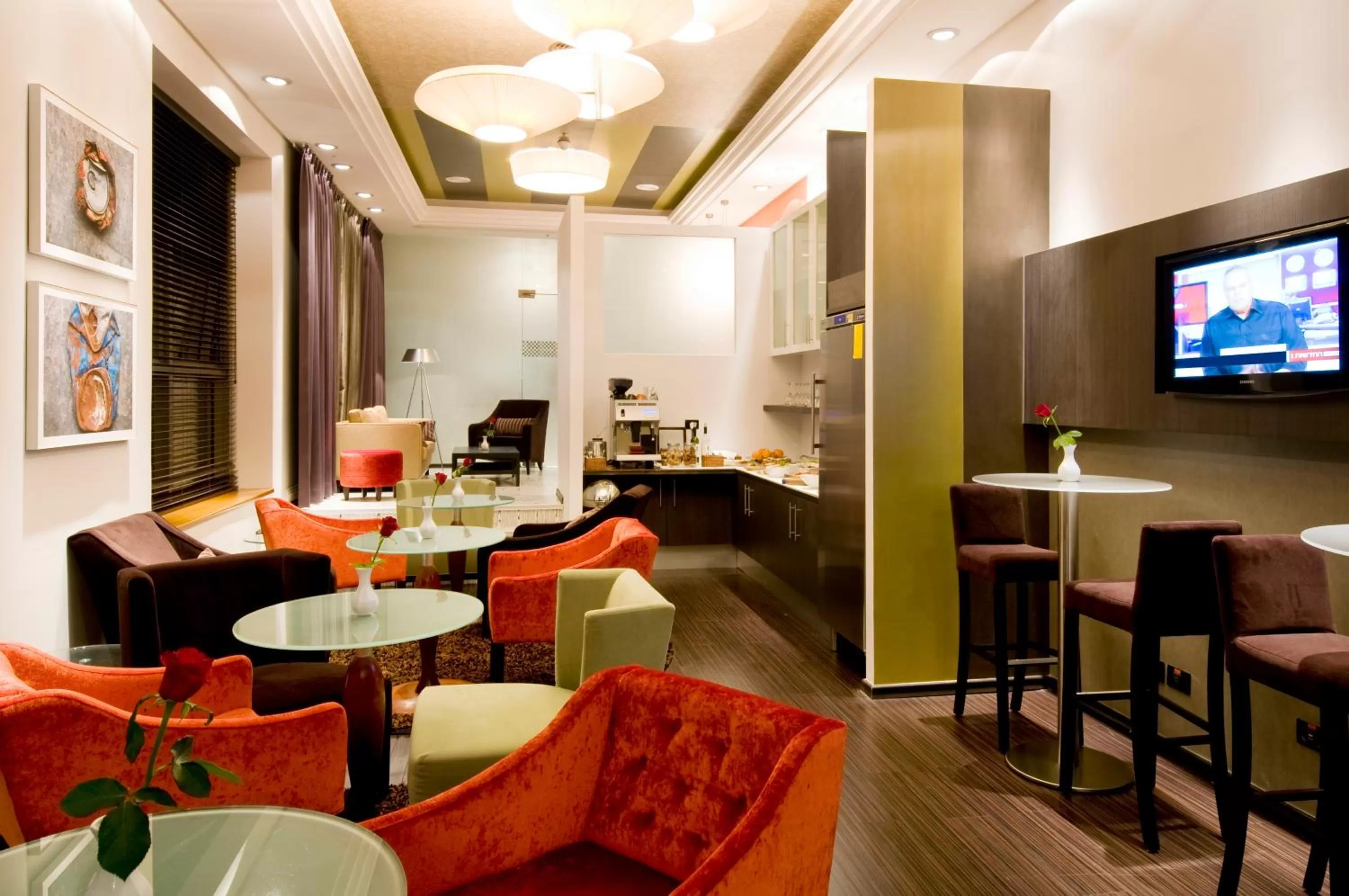Lounge or bar in Leonardo City Tower Hotel Tel Aviv